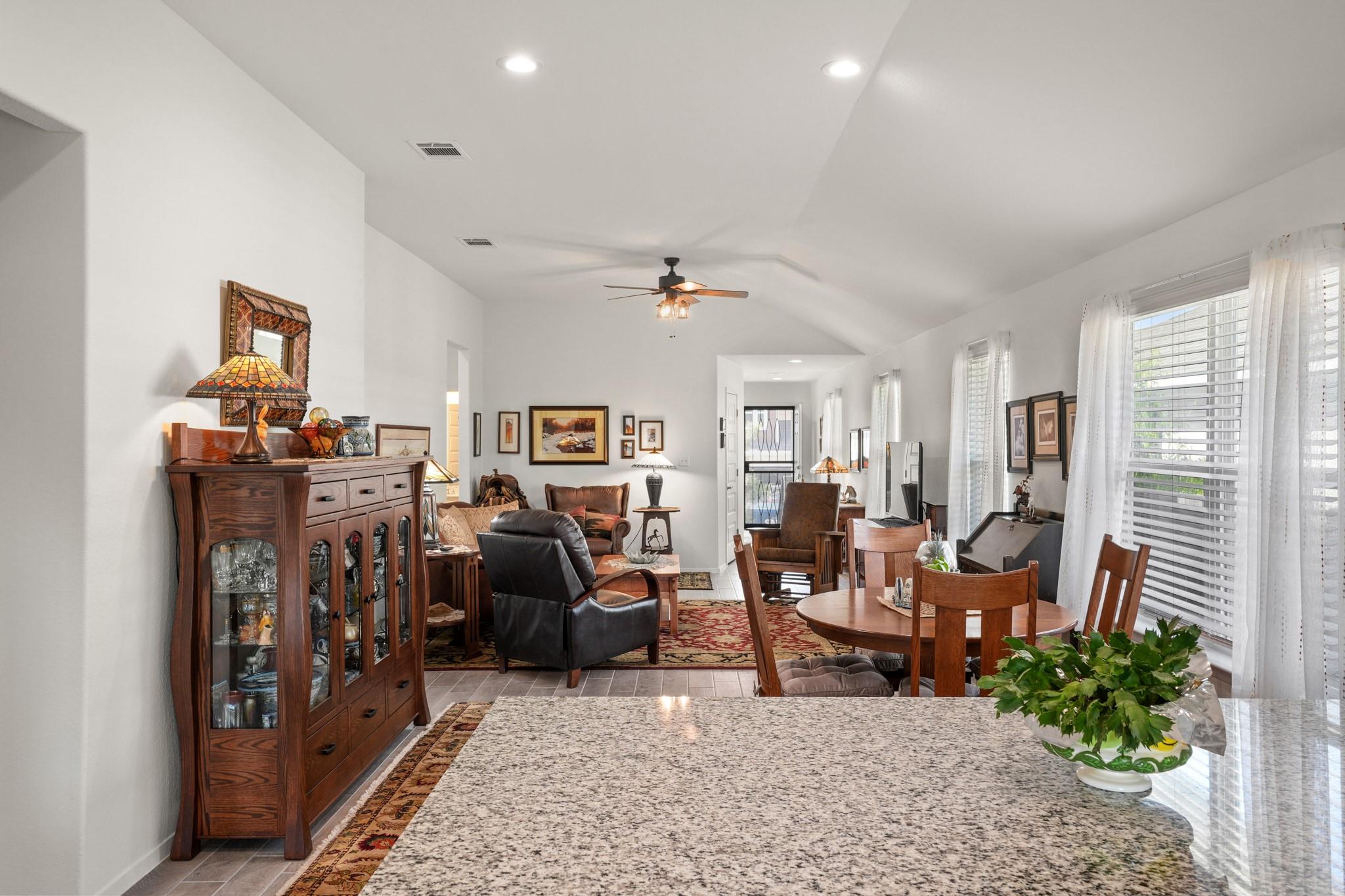 128 Riverhill Dr, Georgetown, TX 78628