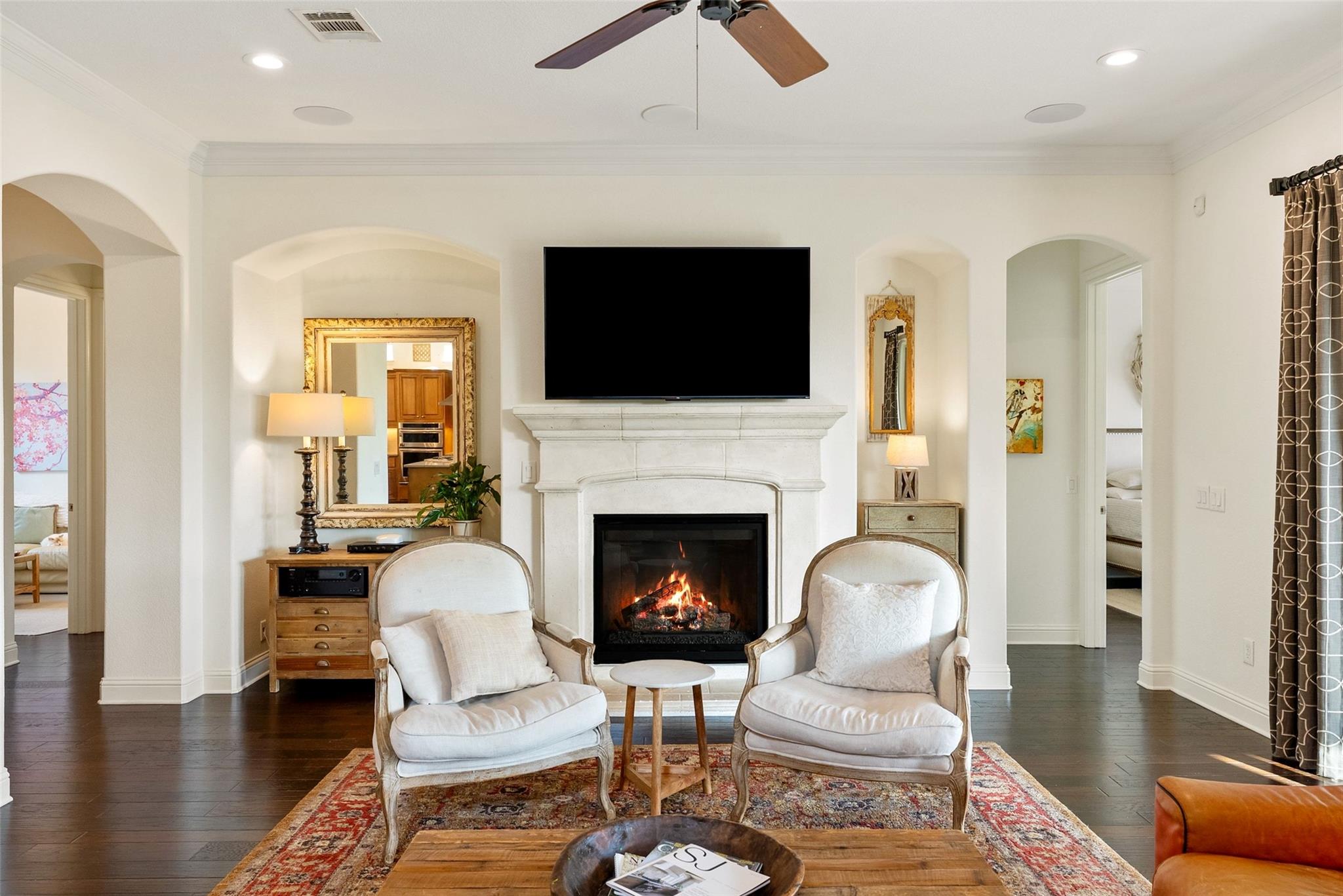 209 Rocky Coast Dr, Lakeway, TX 78738