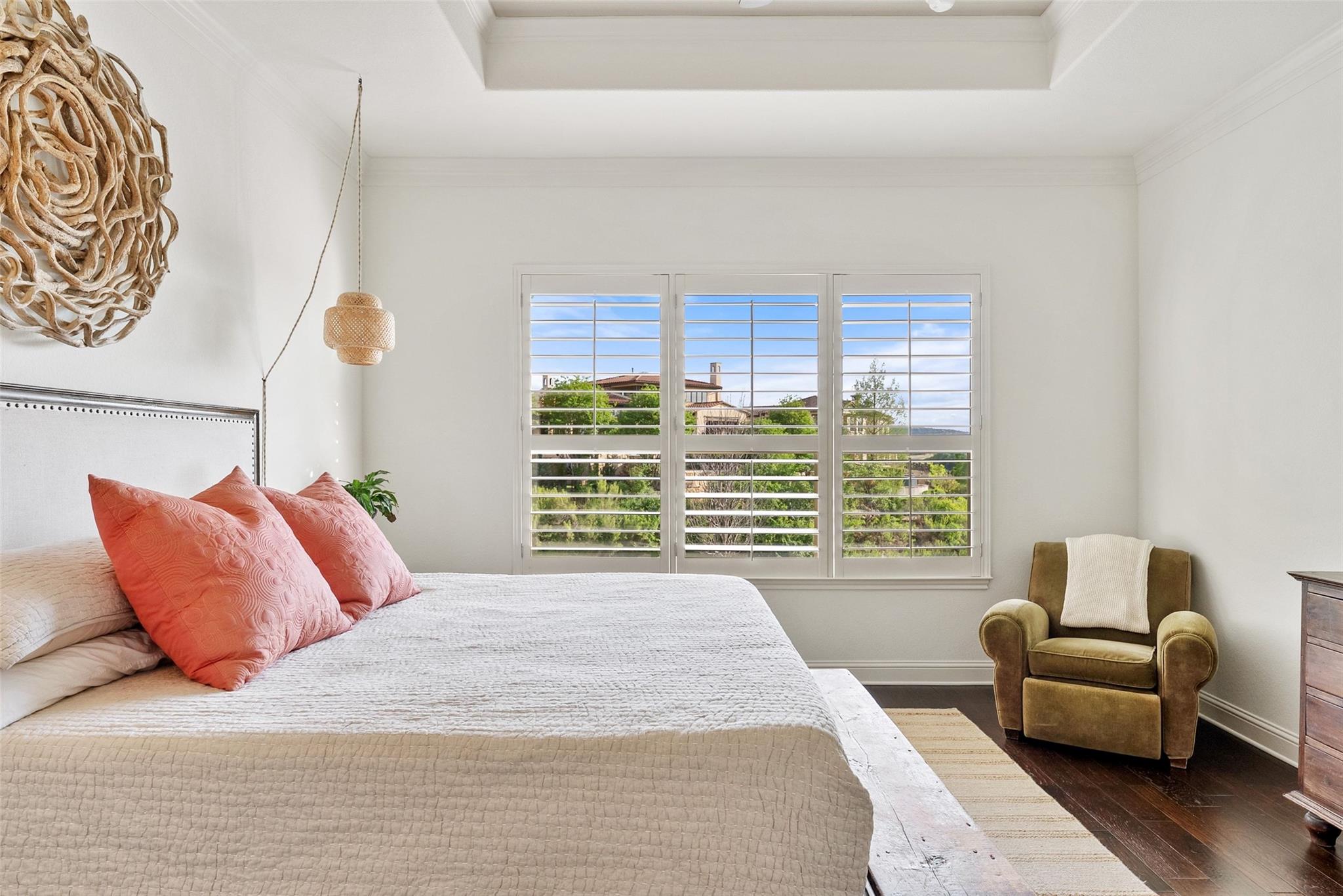 209 Rocky Coast Dr, Lakeway, TX 78738