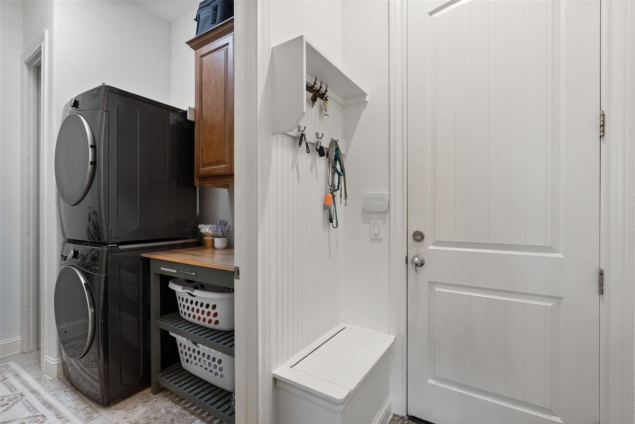 209 Rocky Coast Dr, Lakeway, TX 78738