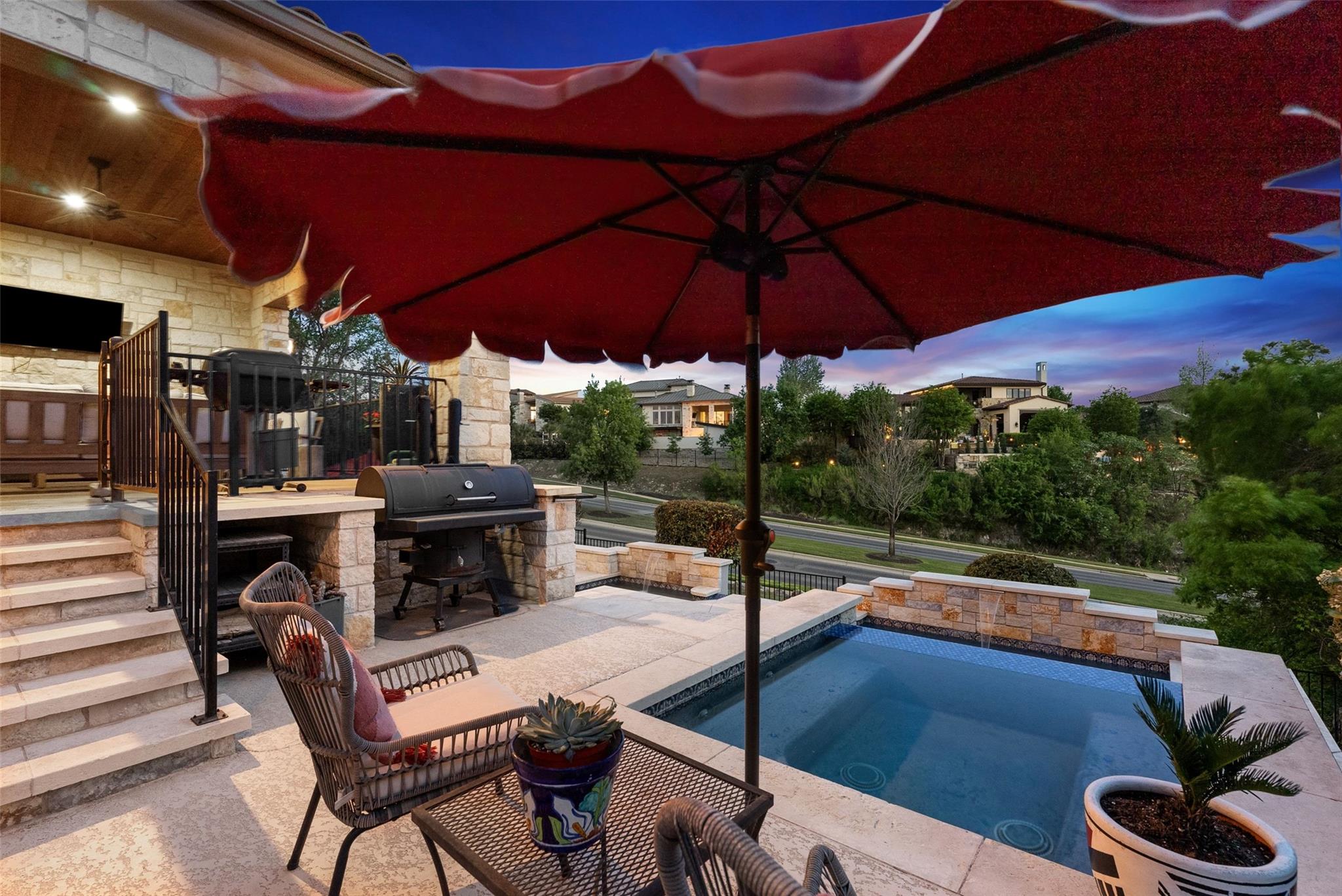 209 Rocky Coast Dr, Lakeway, TX 78738