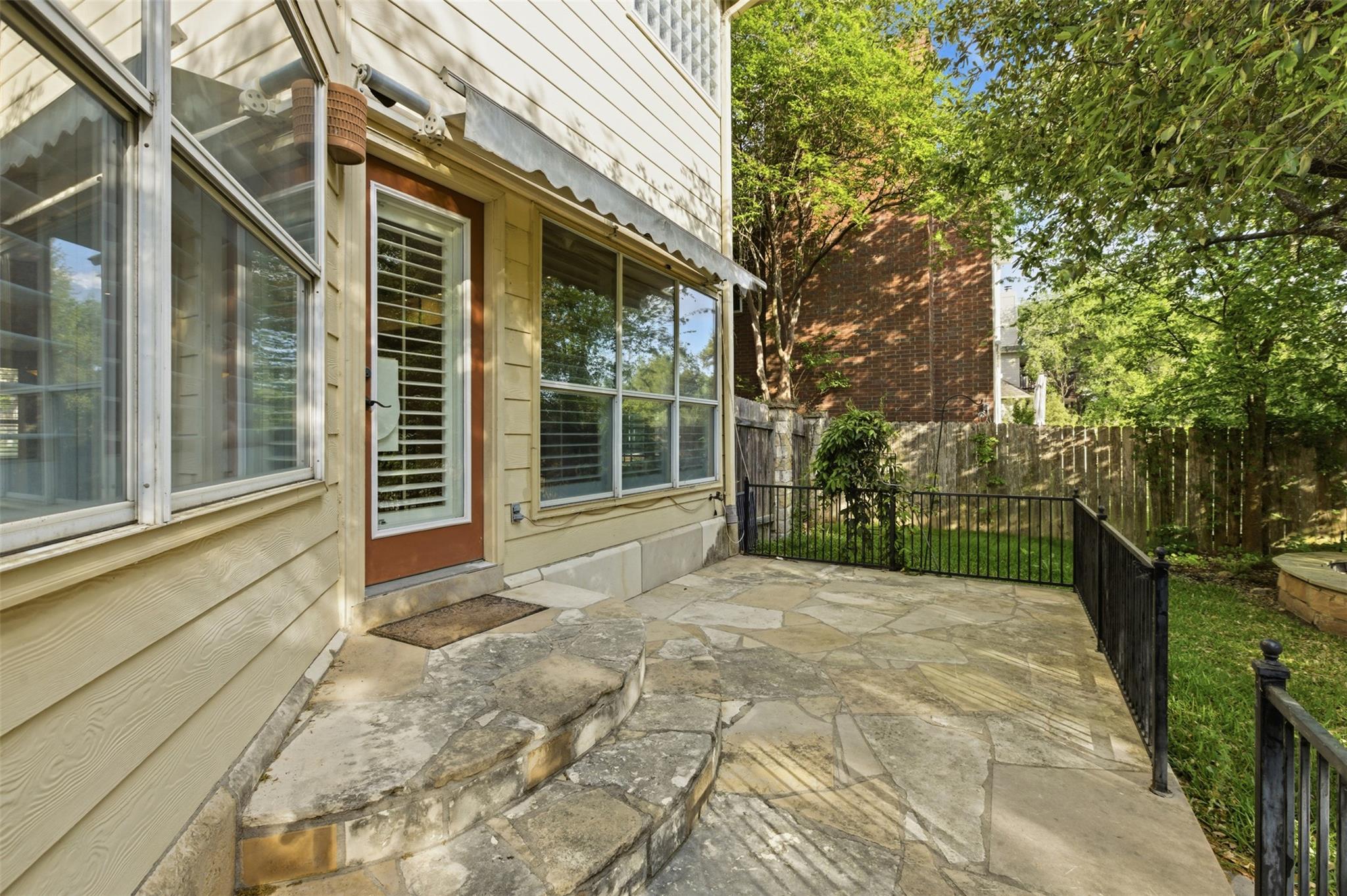 5813 Miramonte Dr, Austin, TX 78759