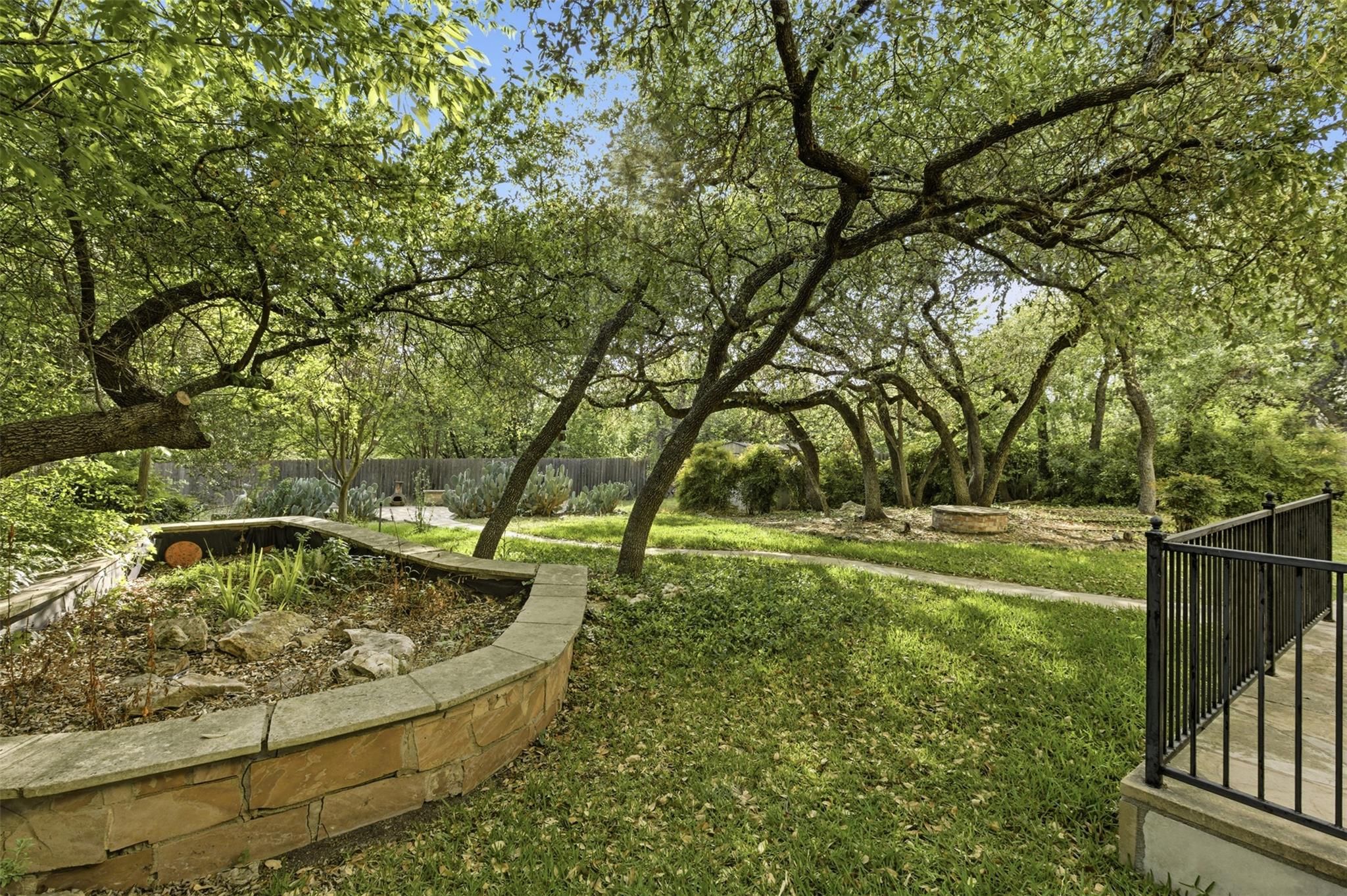 5813 Miramonte Dr, Austin, TX 78759