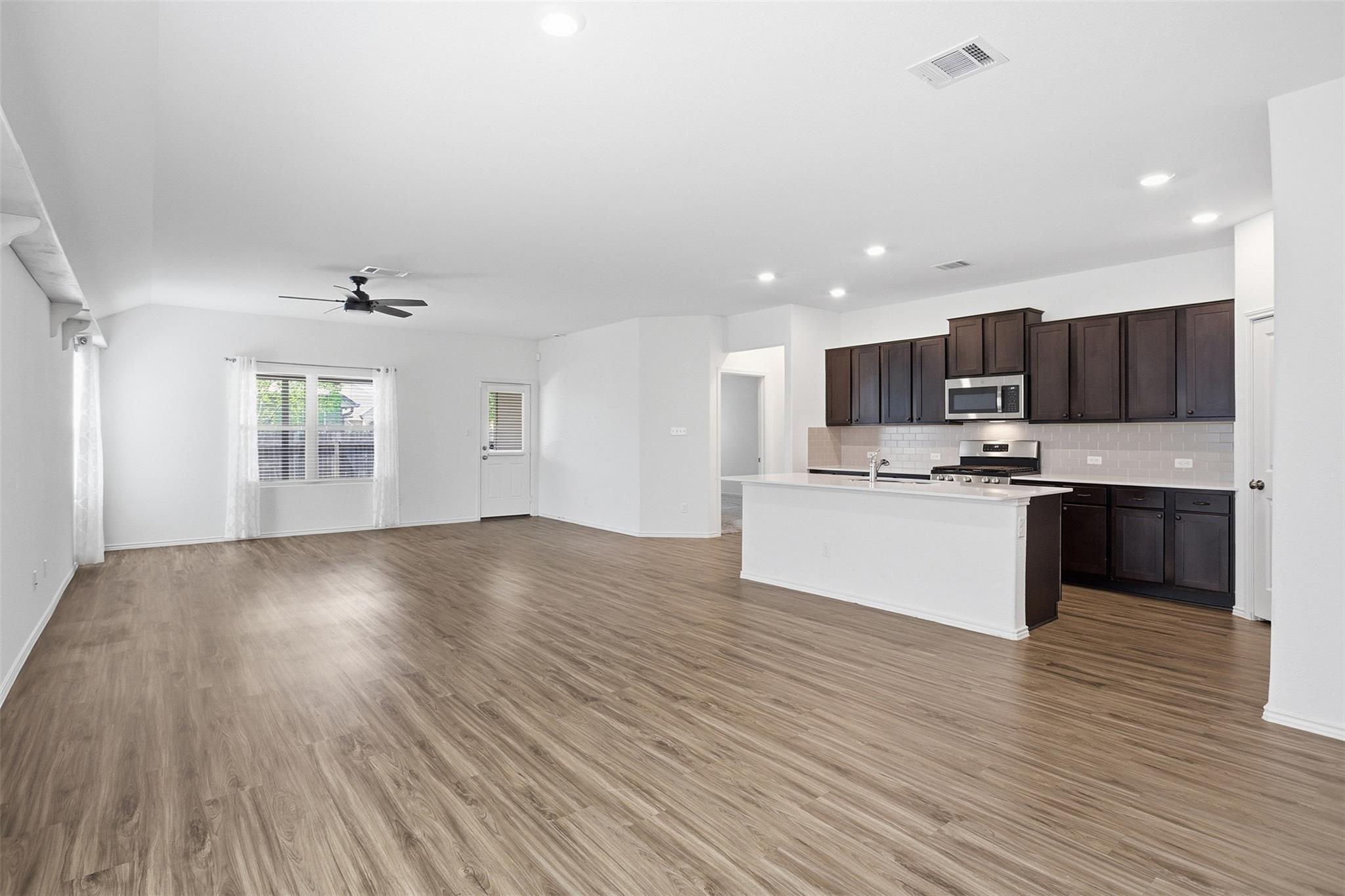 21504 Resource Rd, Pflugerville, TX 78660