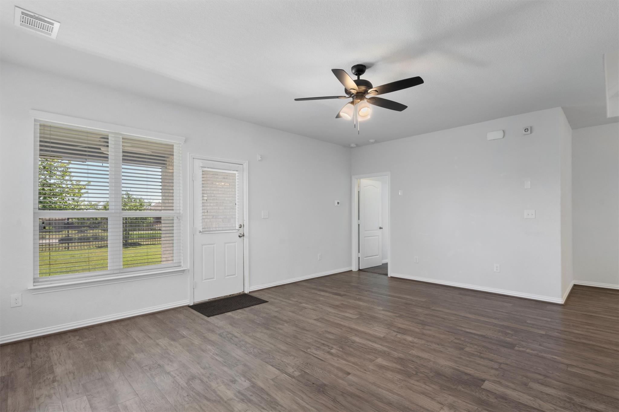 497 Esperanza Dr, Buda, TX 78610