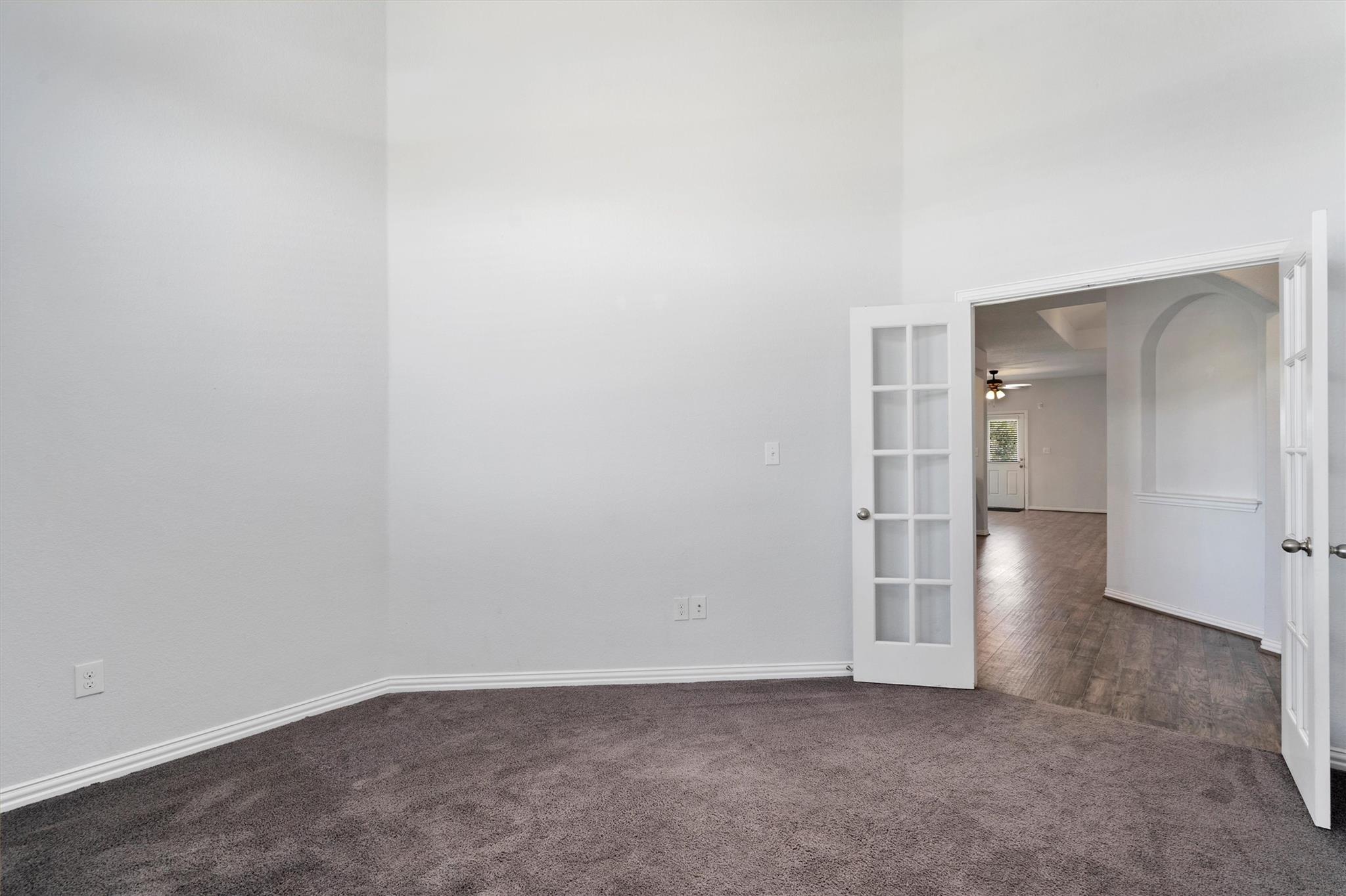 497 Esperanza Dr, Buda, TX 78610