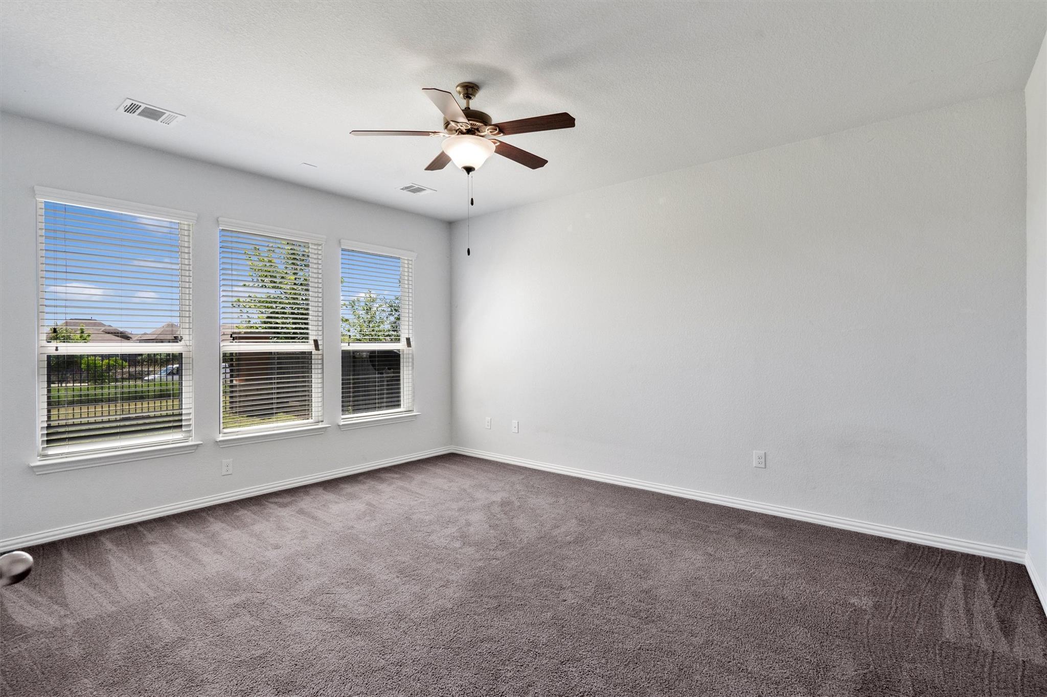 497 Esperanza Dr, Buda, TX 78610