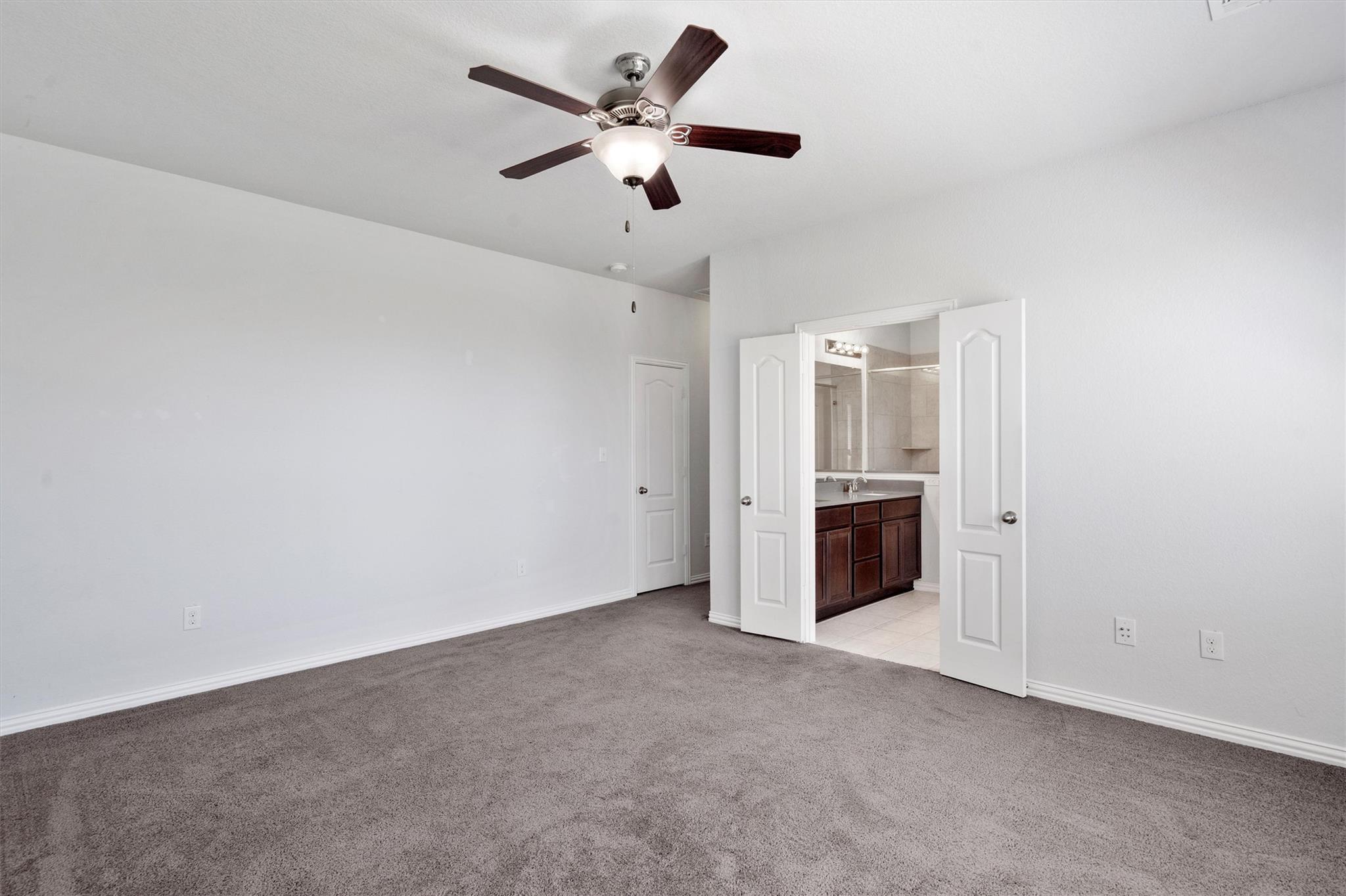 497 Esperanza Dr, Buda, TX 78610