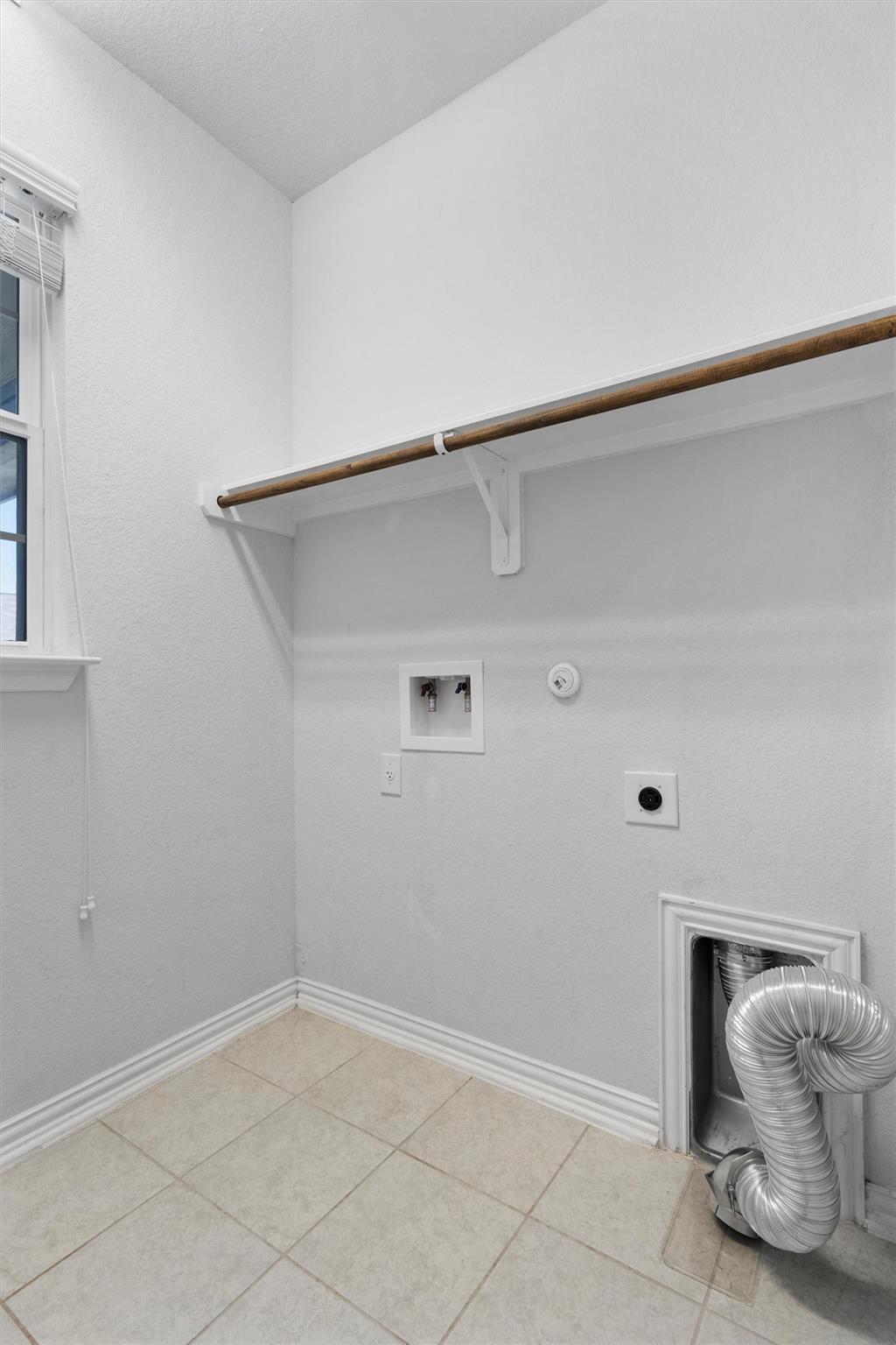 497 Esperanza Dr, Buda, TX 78610