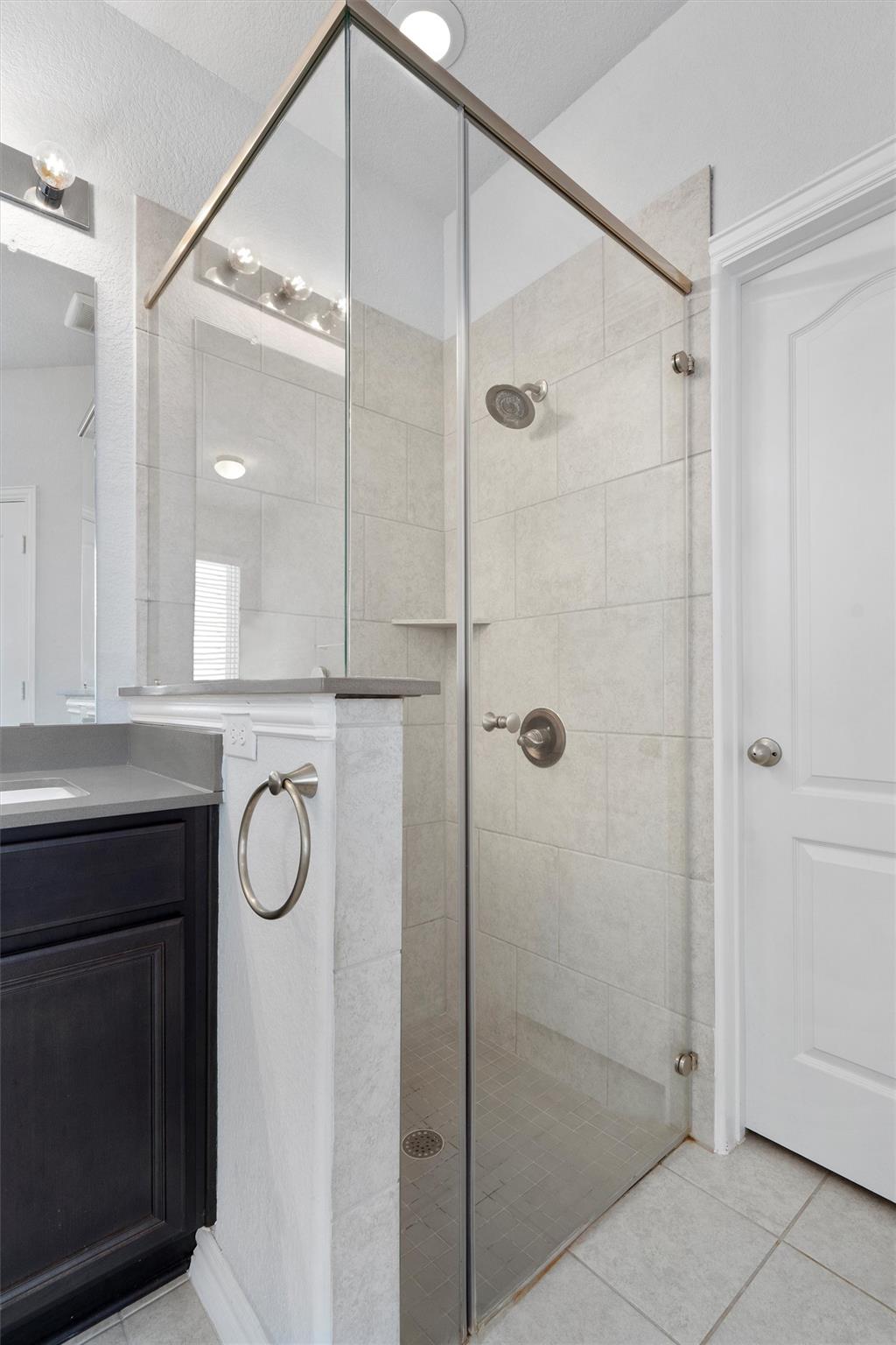 497 Esperanza Dr, Buda, TX 78610