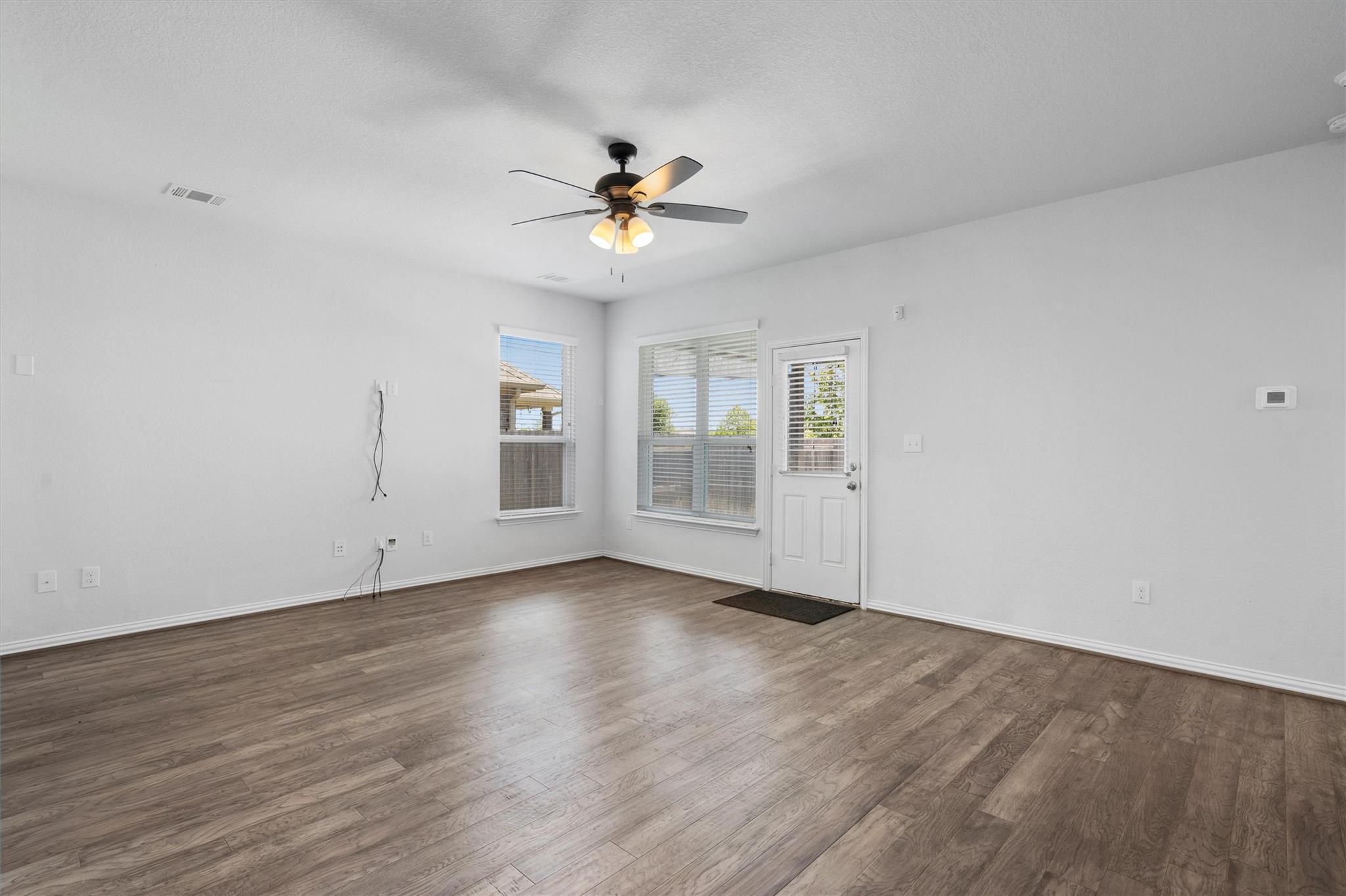 497 Esperanza Dr, Buda, TX 78610