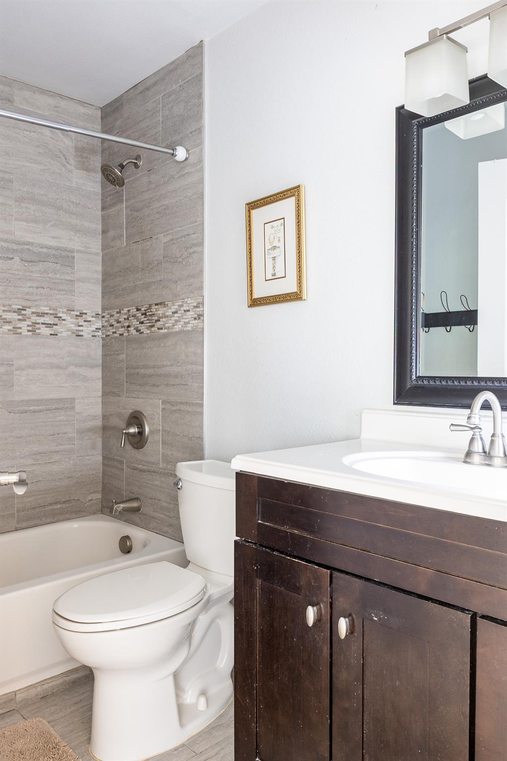 3704 Caney Creek Rd, Austin, TX 78732