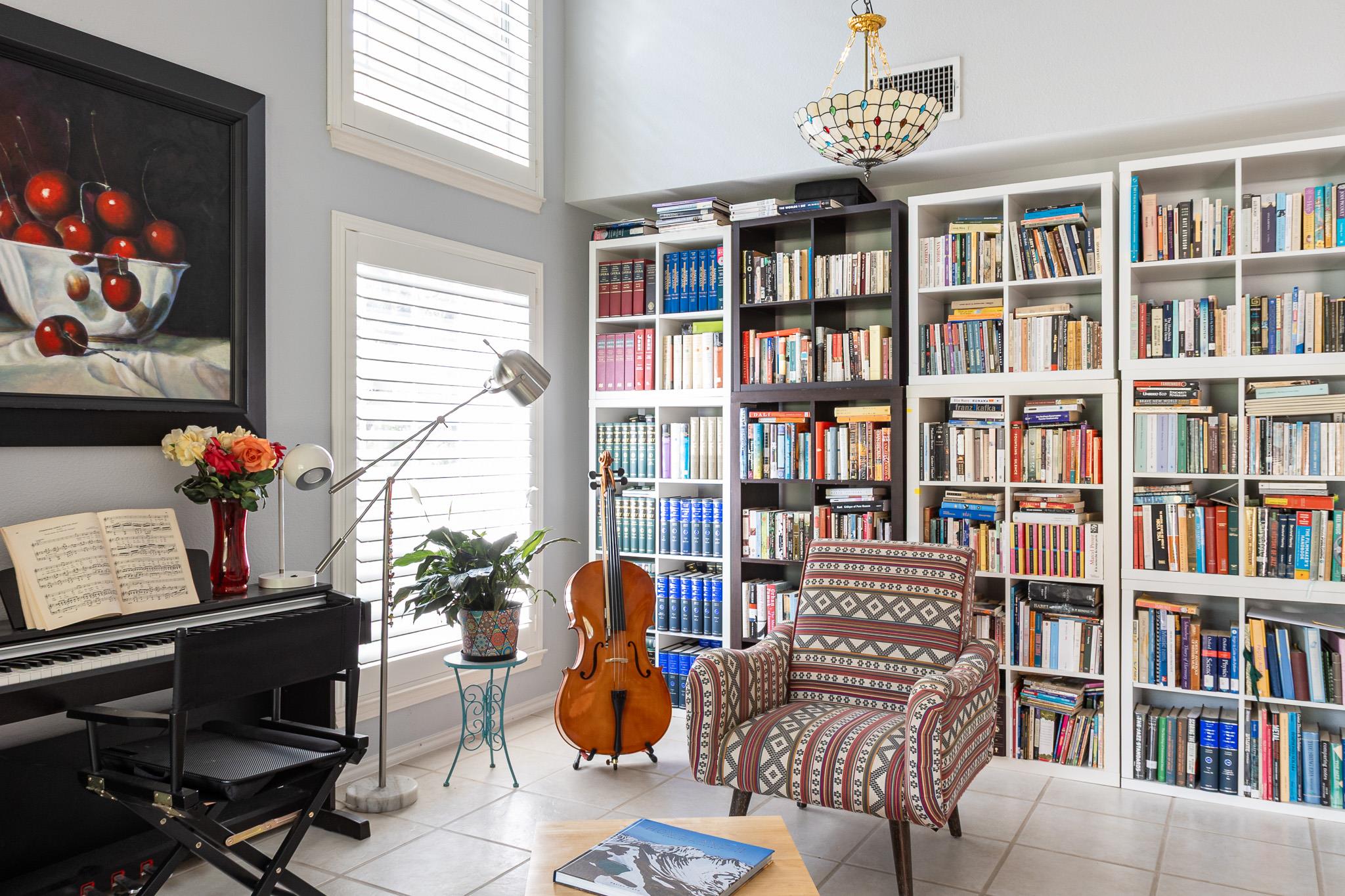 3704 Caney Creek Rd, Austin, TX 78732