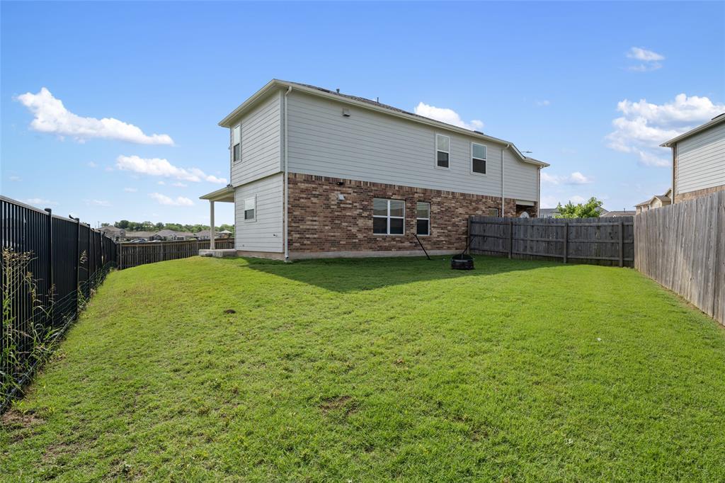 7304 Fall Ray Dr, Del Valle, TX 78617