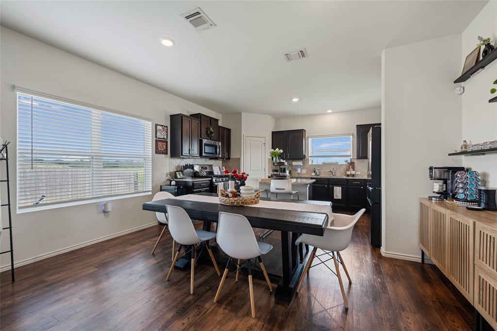 7304 Fall Ray Dr, Del Valle, TX 78617