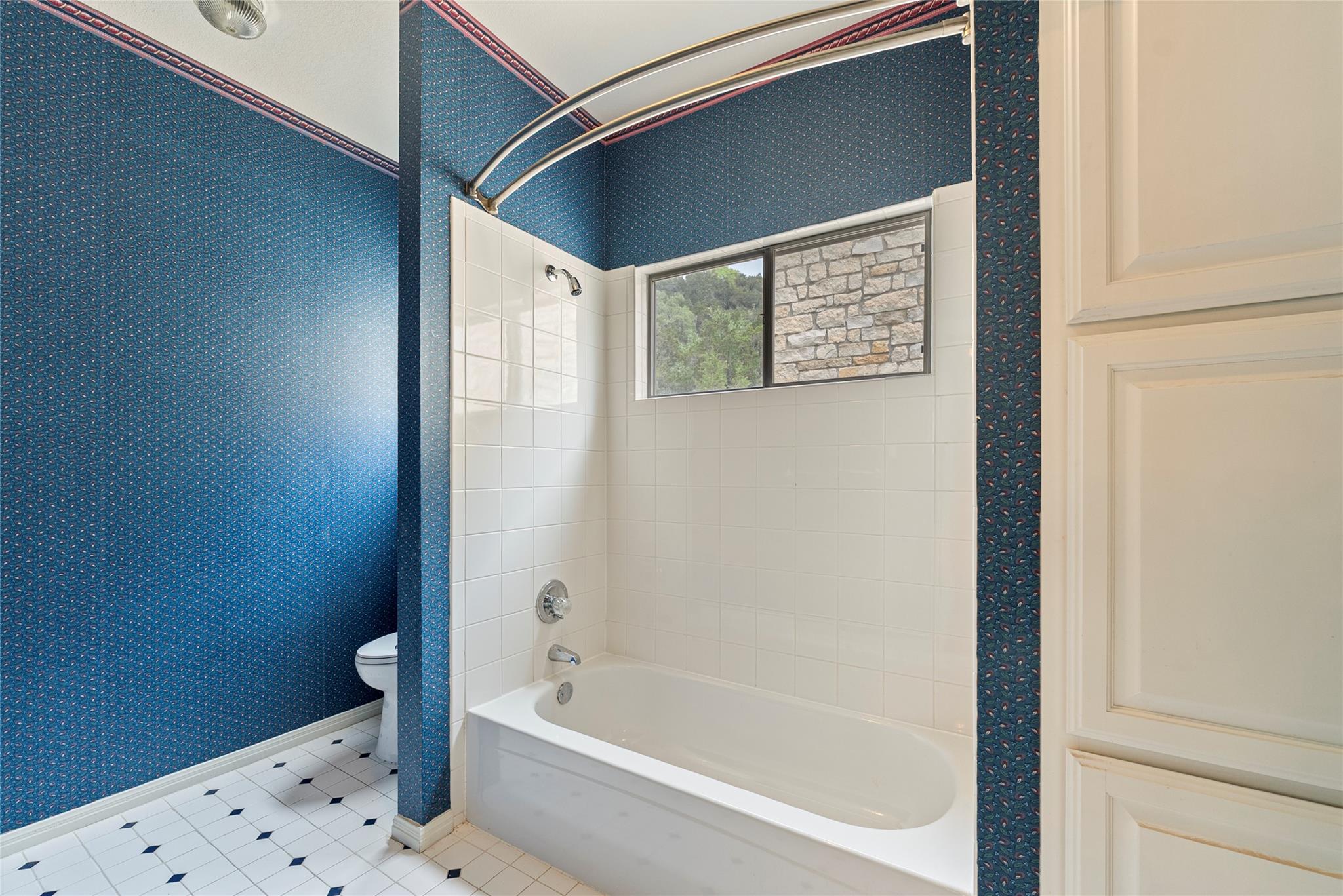 6504 Twin Creek Holw, Austin, TX 78750