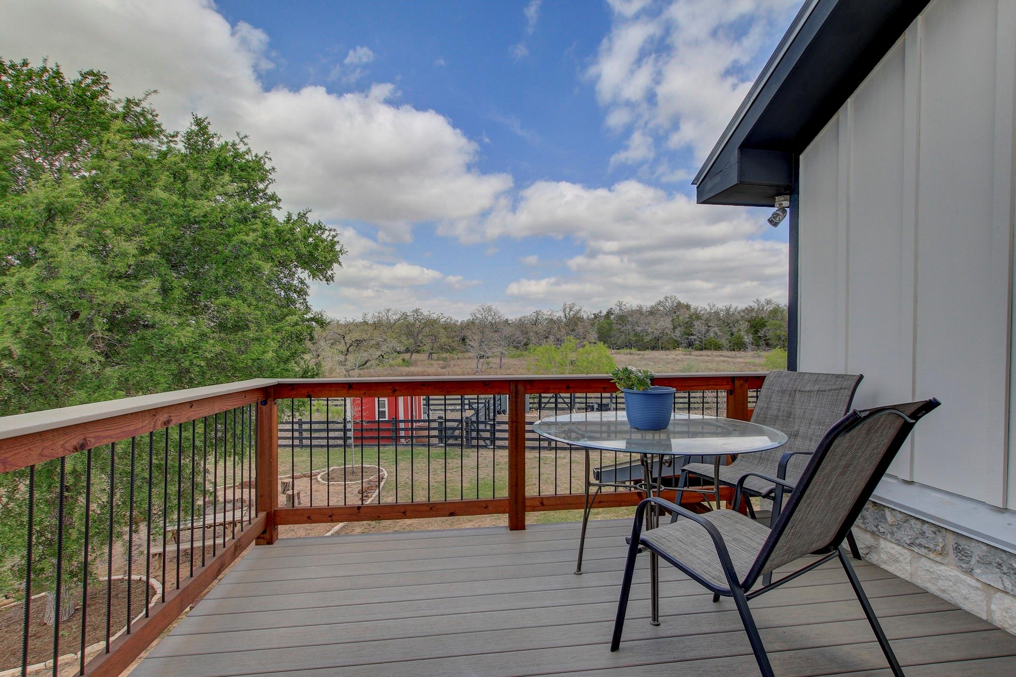 196 Milam Ln, Bastrop, TX 78602
