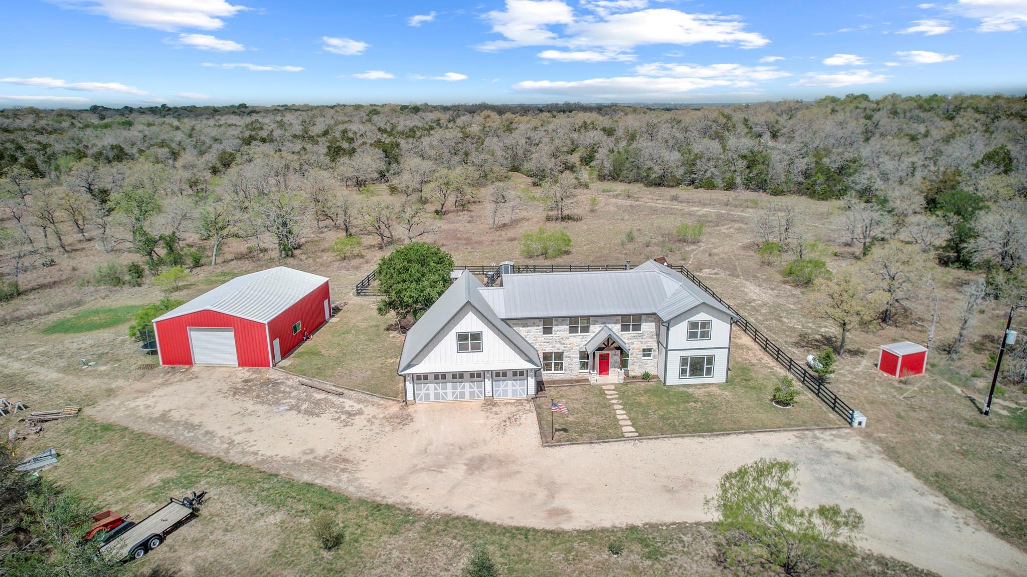 196 Milam Ln, Bastrop, TX 78602