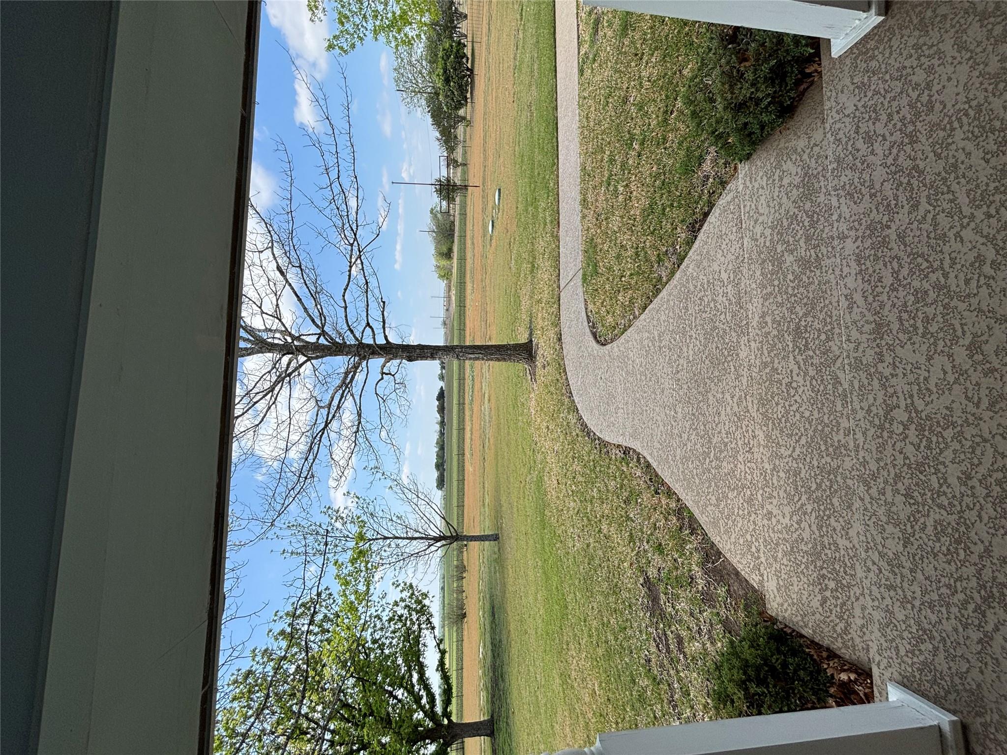 140 County Road 167, Georgetown, TX 78626