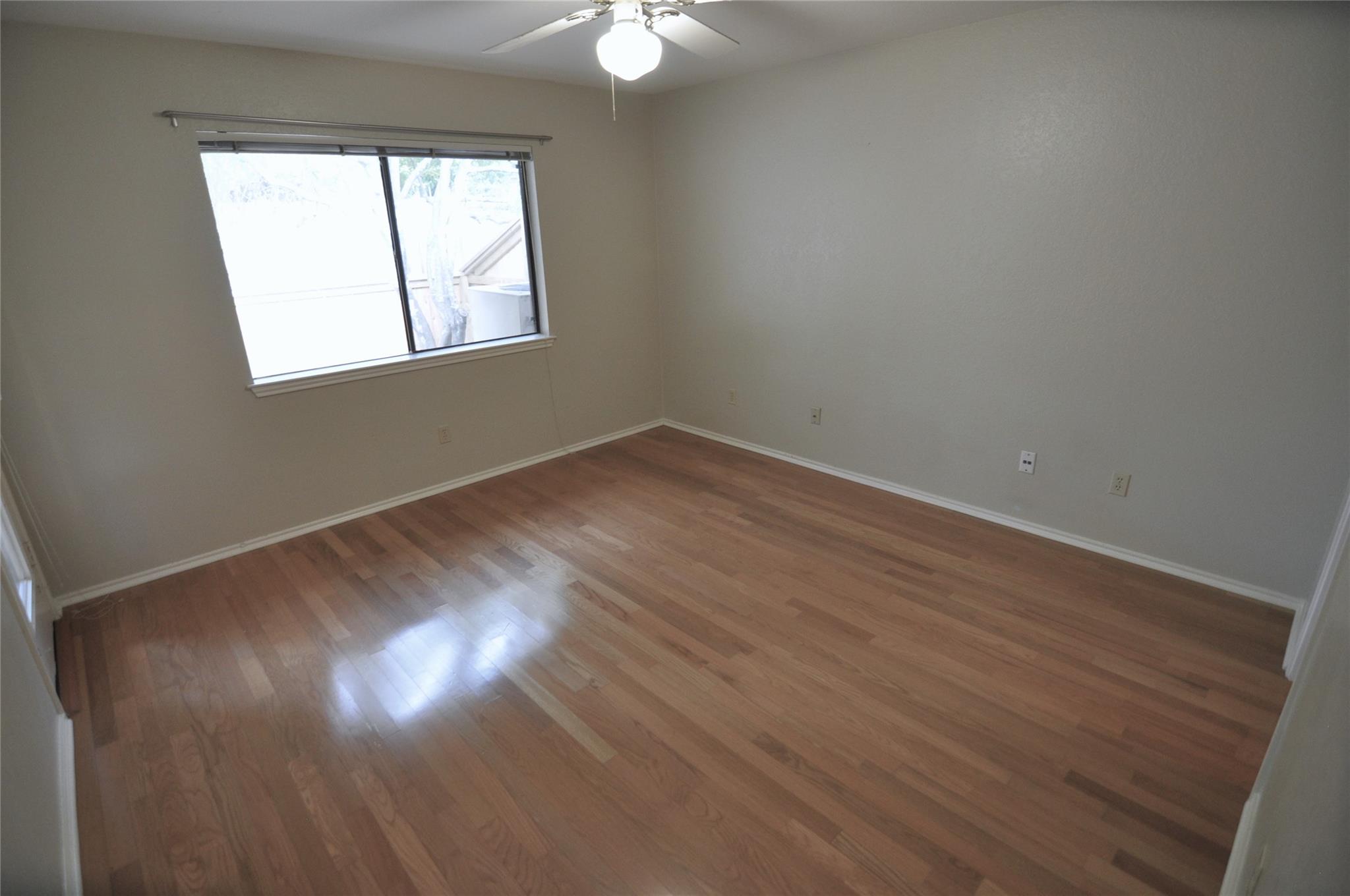 7205 Waldon Dr # L204, Austin, TX 78750