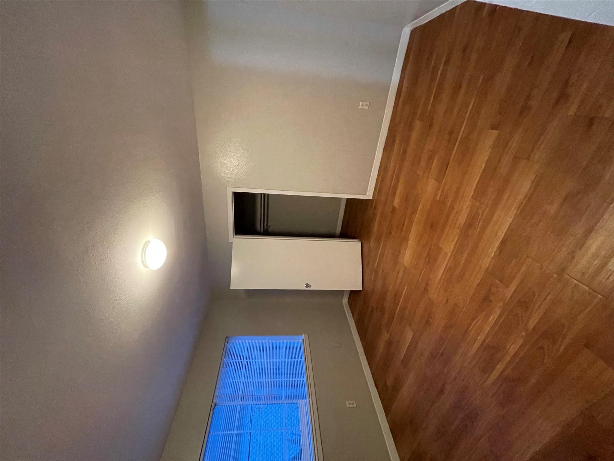 7206 Twin Crest Dr # 201, Austin, TX 78752