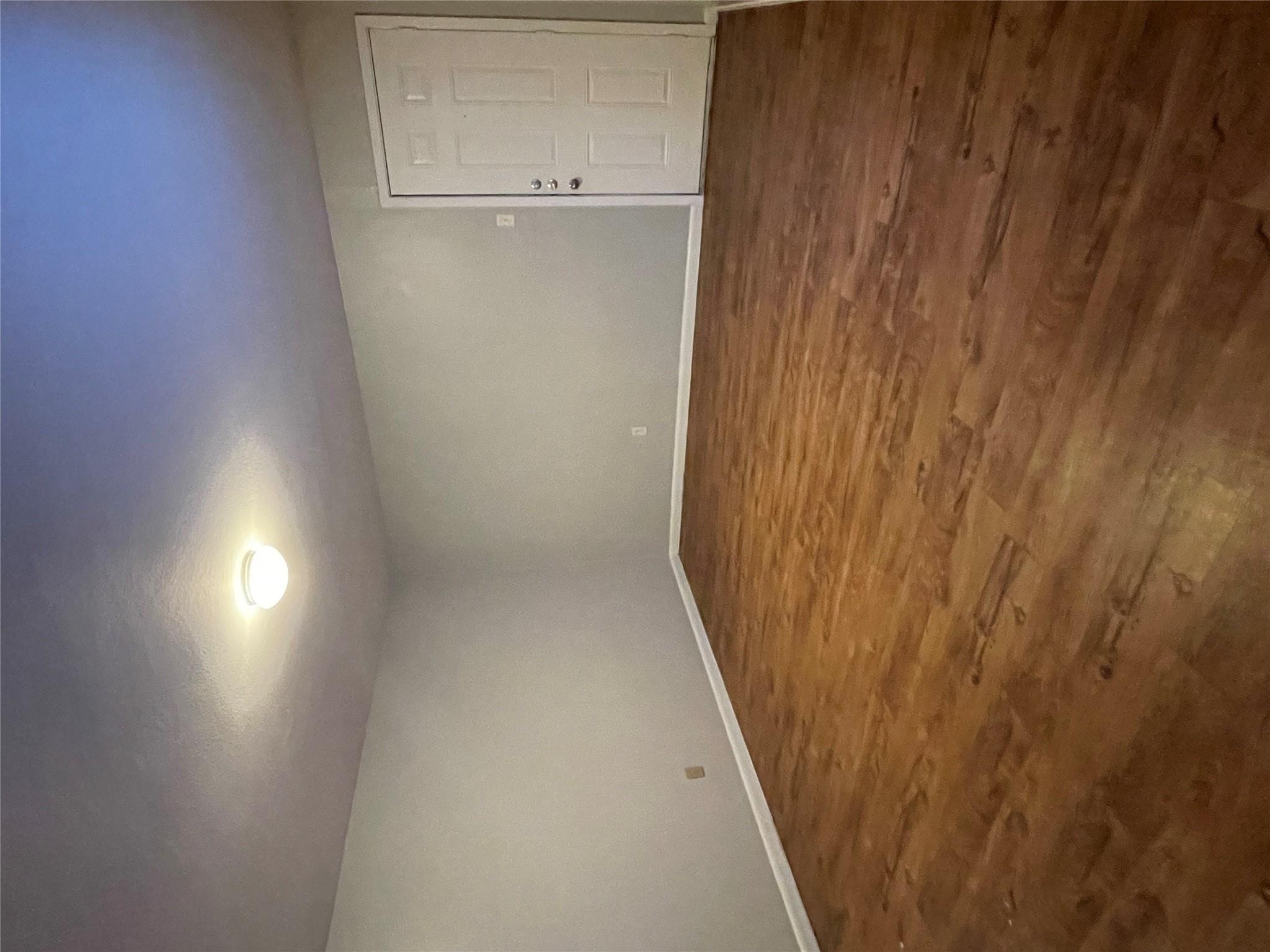 7206 Twin Crest Dr # 201, Austin, TX 78752