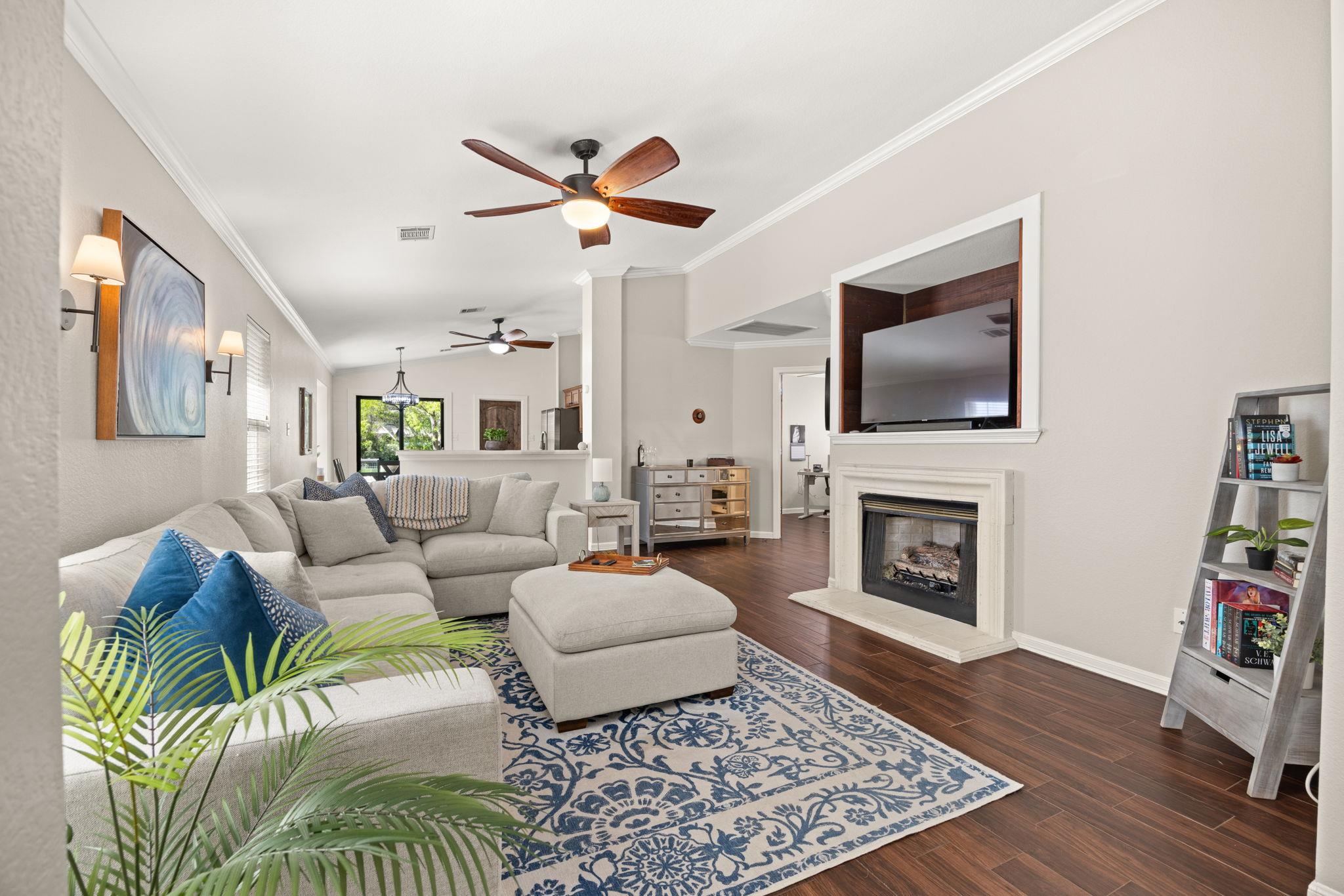 1517 Dillon Lake Bnd, Leander, TX 78641