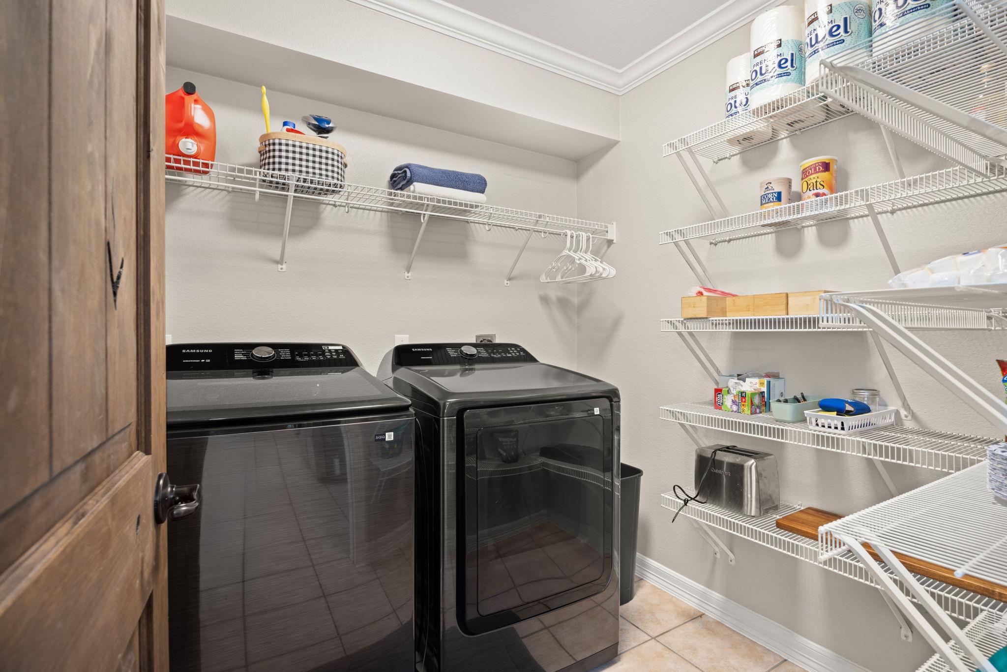 1517 Dillon Lake Bnd, Leander, TX 78641