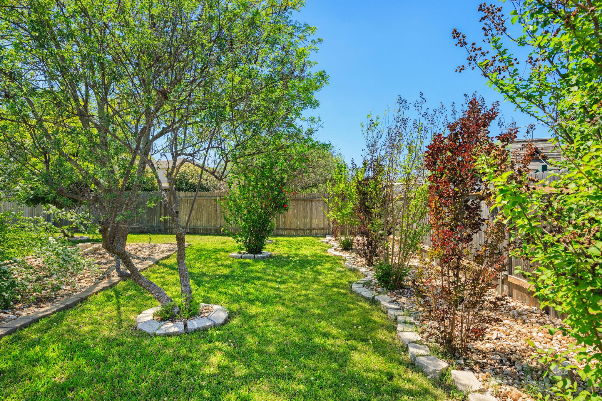 1517 Dillon Lake Bnd, Leander, TX 78641