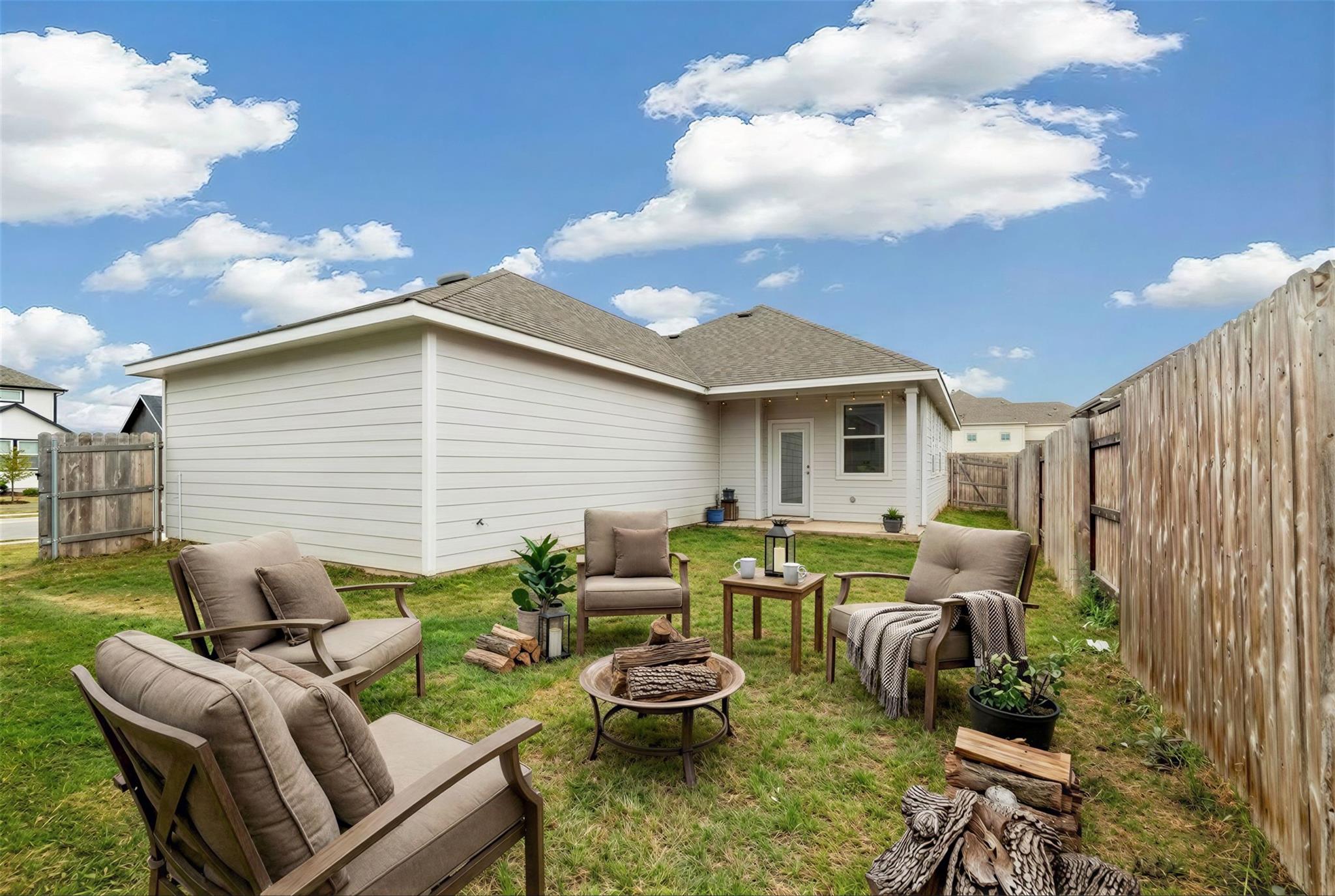 171 Acadia Dr, Kyle, TX 78640