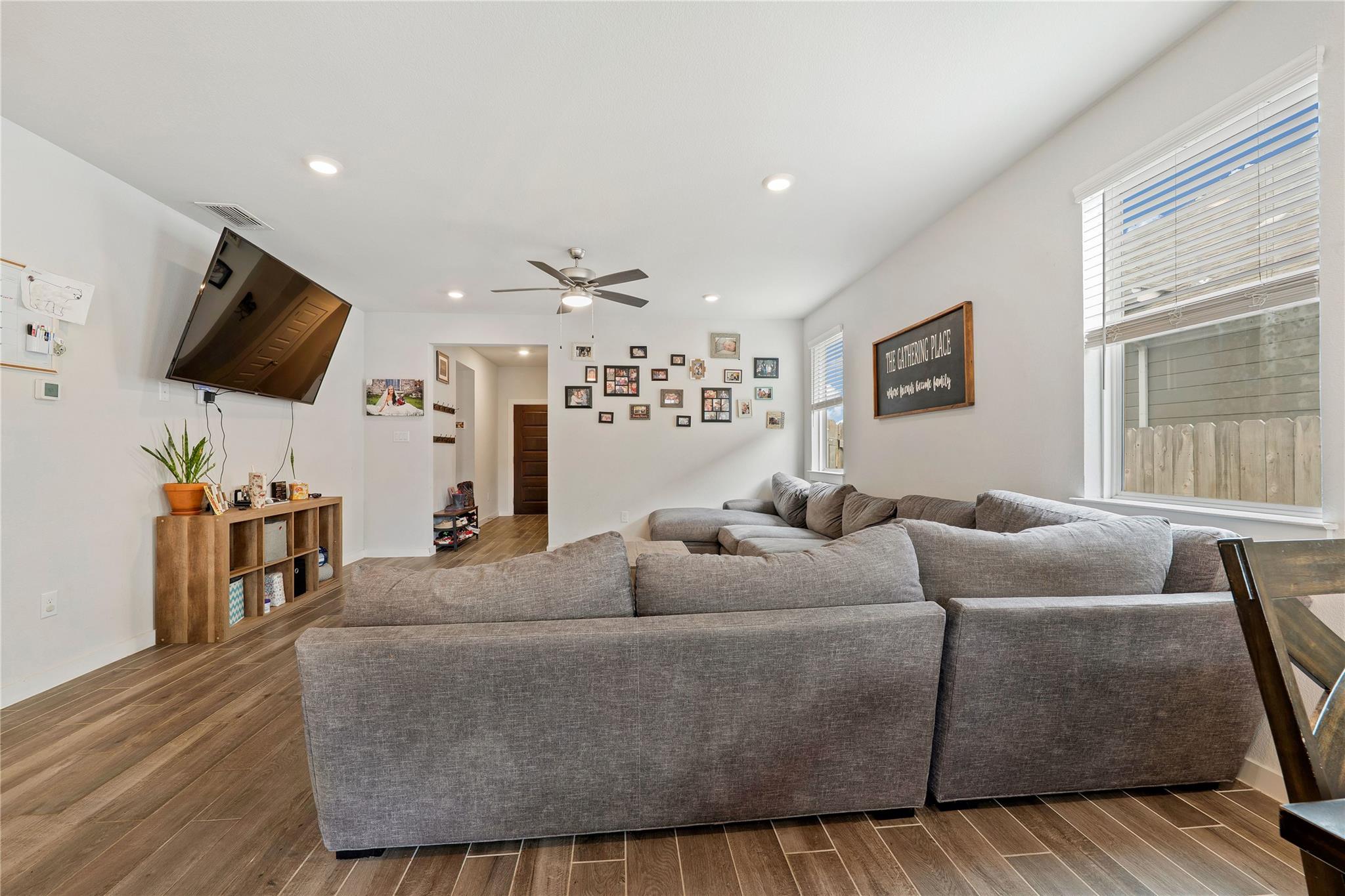 171 Acadia Dr, Kyle, TX 78640