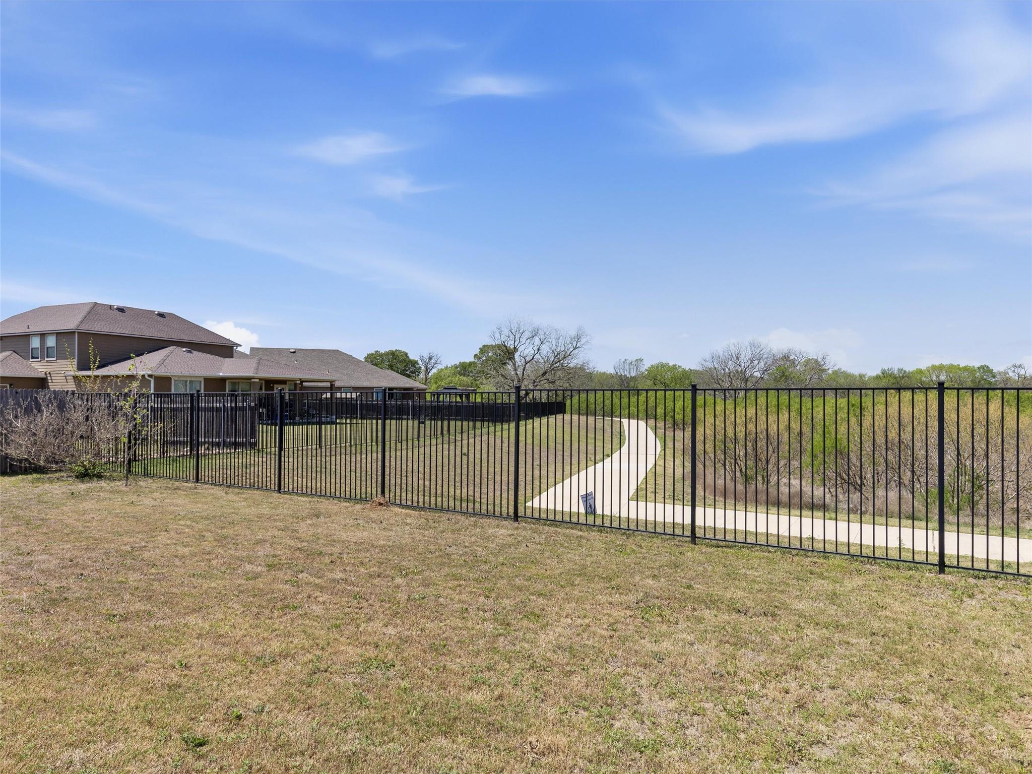 308 Linden St, Bastrop, TX 78602