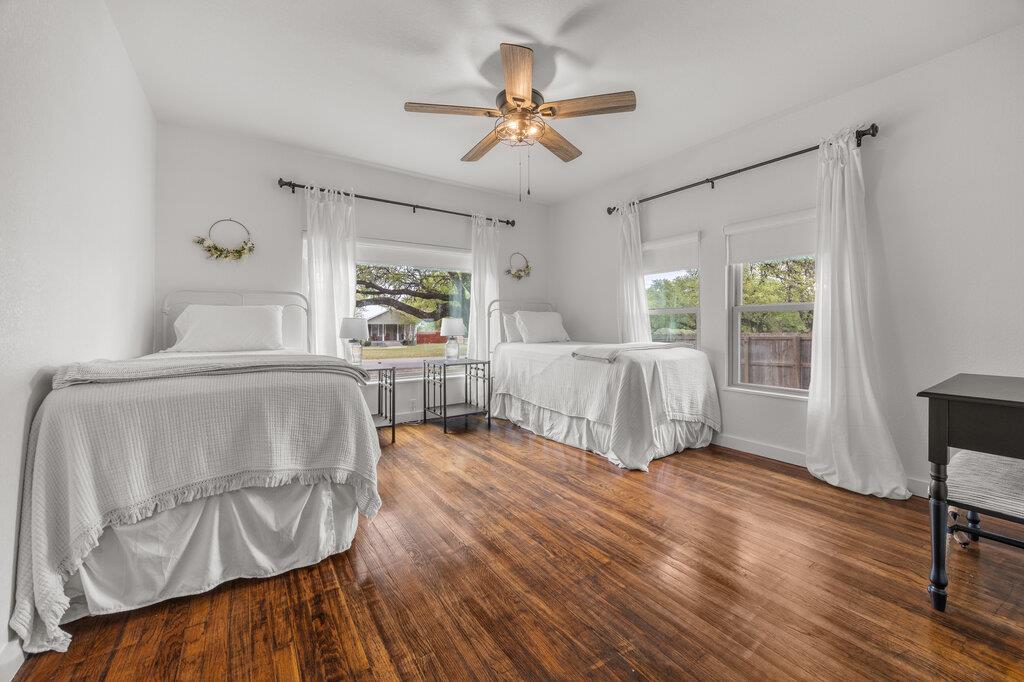 205 Old Austin Highway, Johnson City, TX 78636