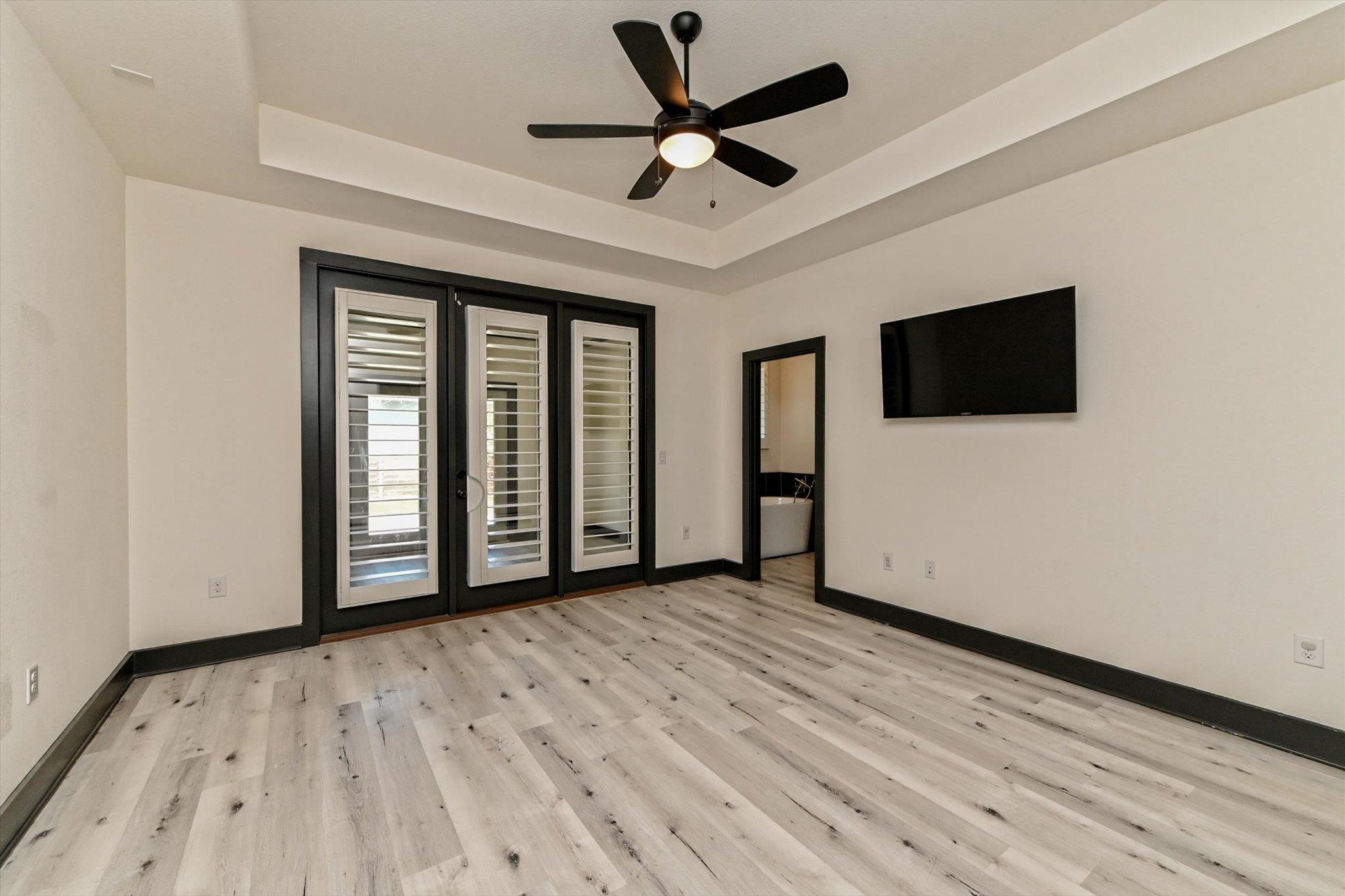 100 Dax Dr, Liberty Hill, TX 78642