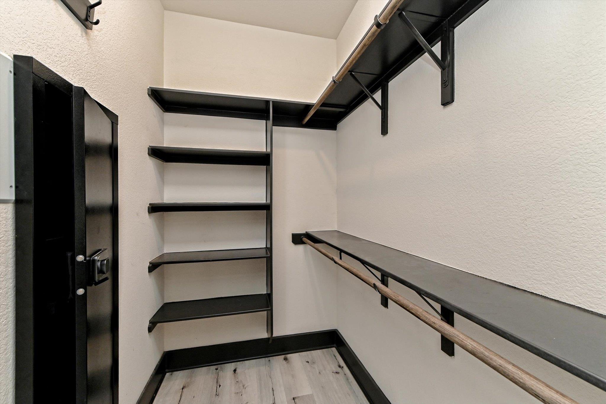 100 Dax Dr, Liberty Hill, TX 78642