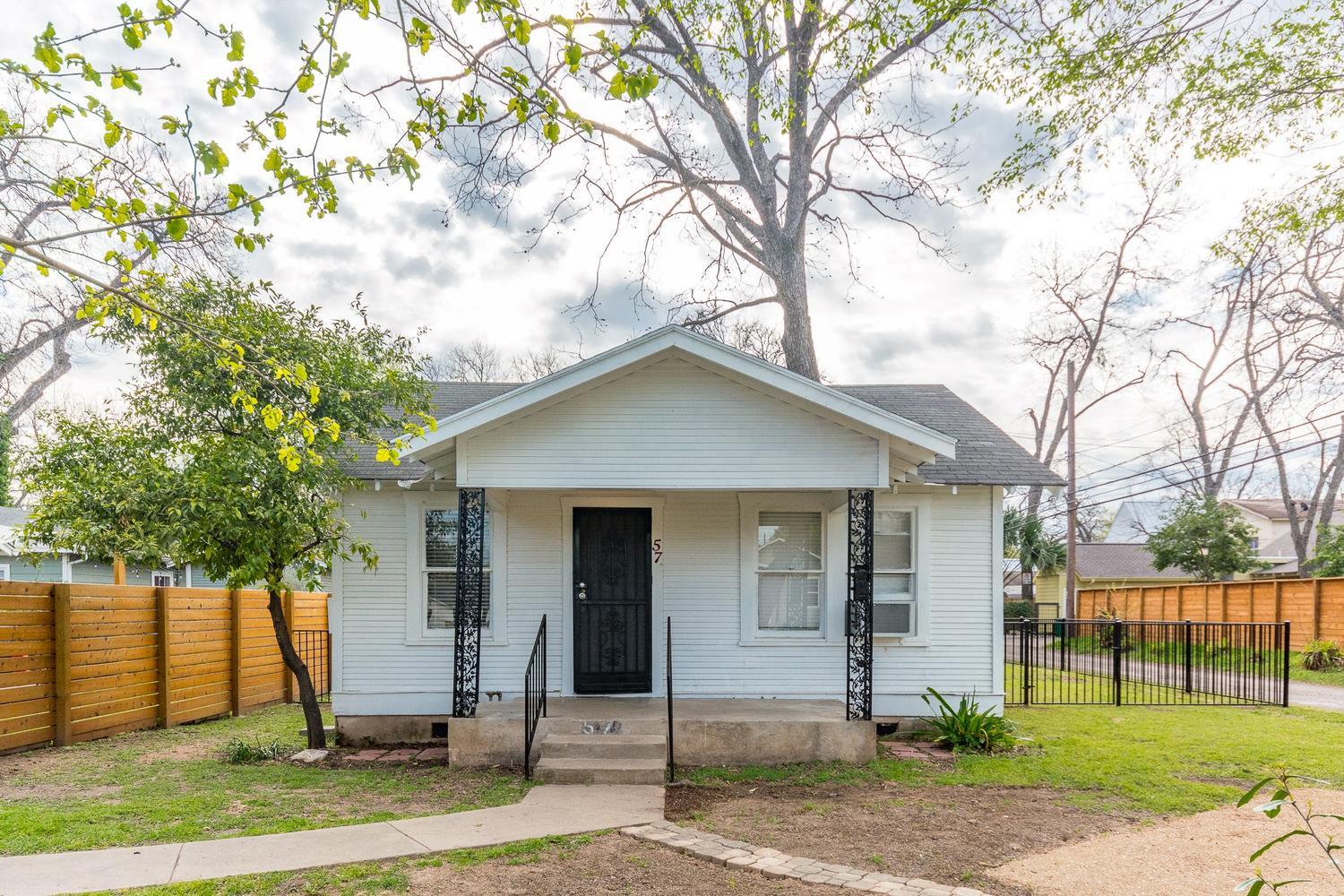 57 Chalmers Ave, Austin, TX 78702