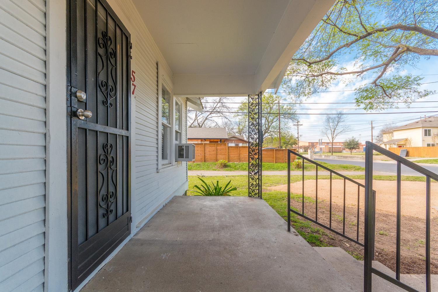 57 Chalmers Ave, Austin, TX 78702