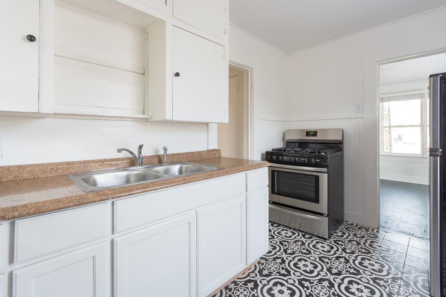 57 Chalmers Ave, Austin, TX 78702