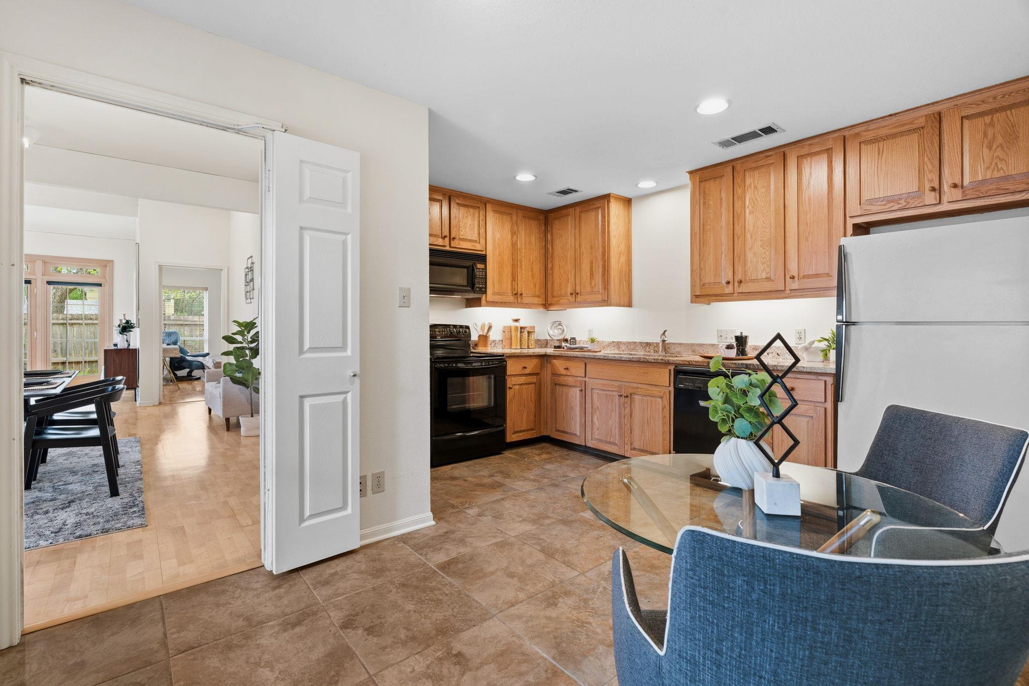 407 Towne Park Trl, Austin, TX 78751