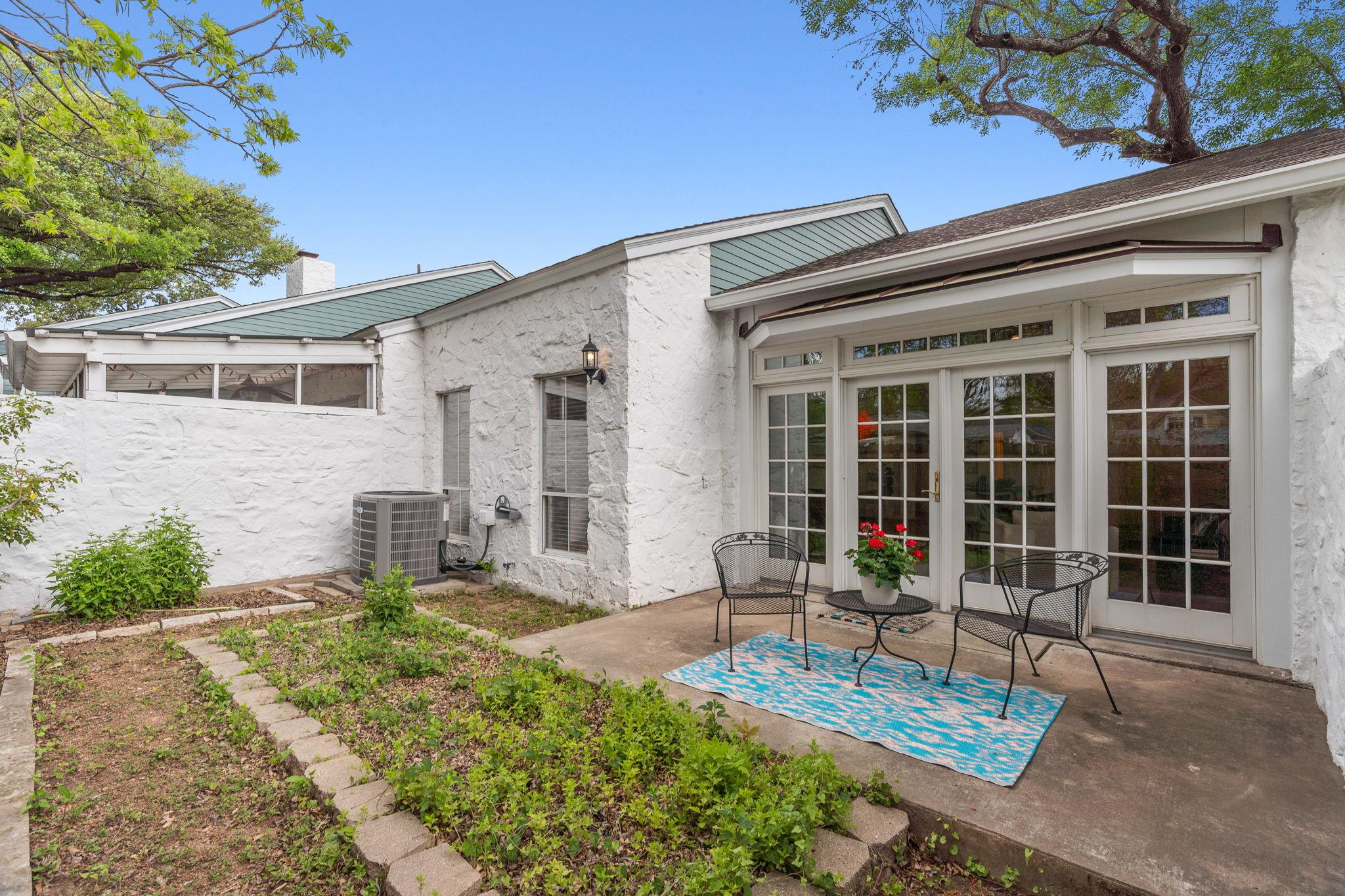 407 Towne Park Trl, Austin, TX 78751