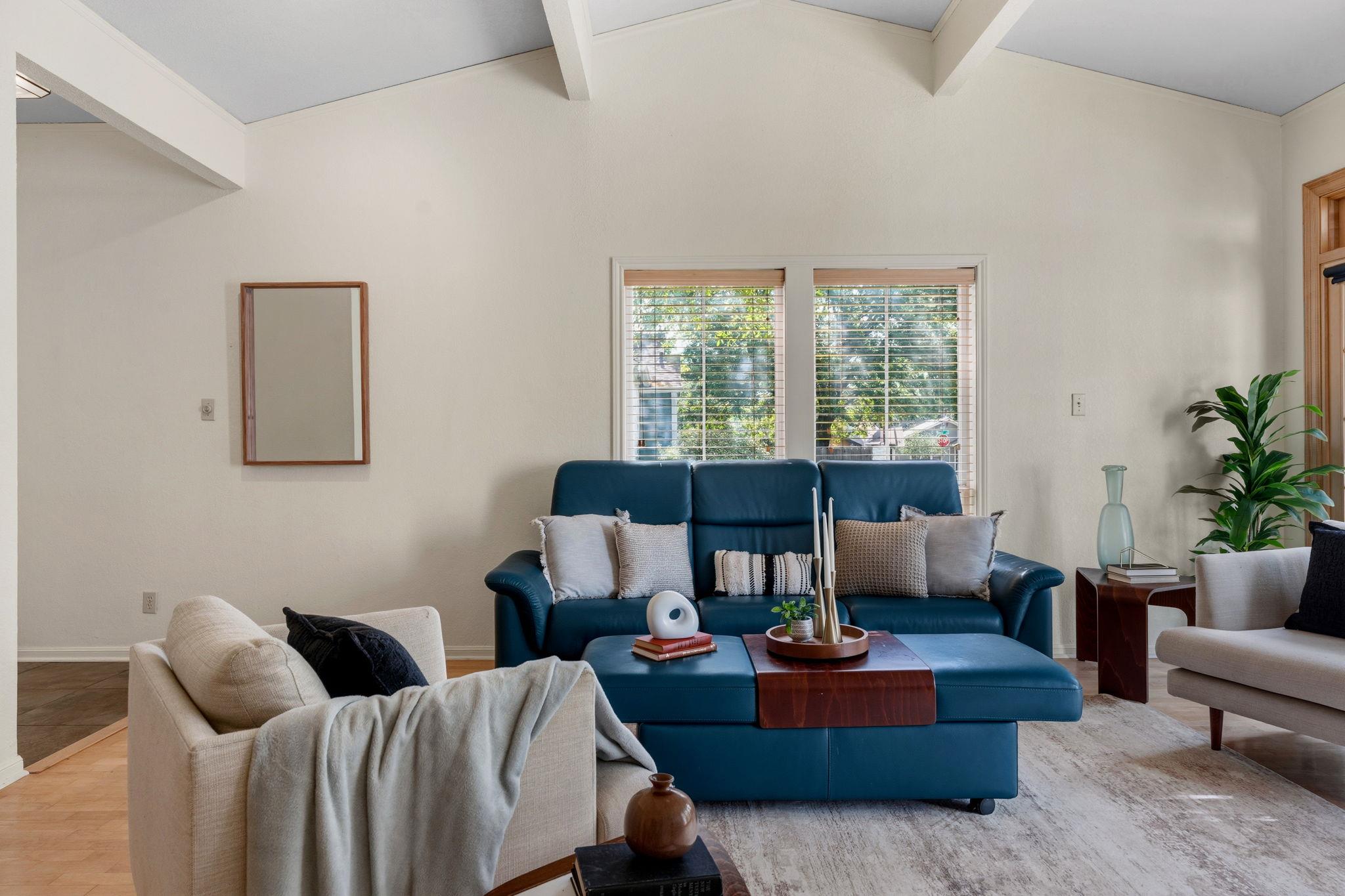 407 Towne Park Trl, Austin, TX 78751