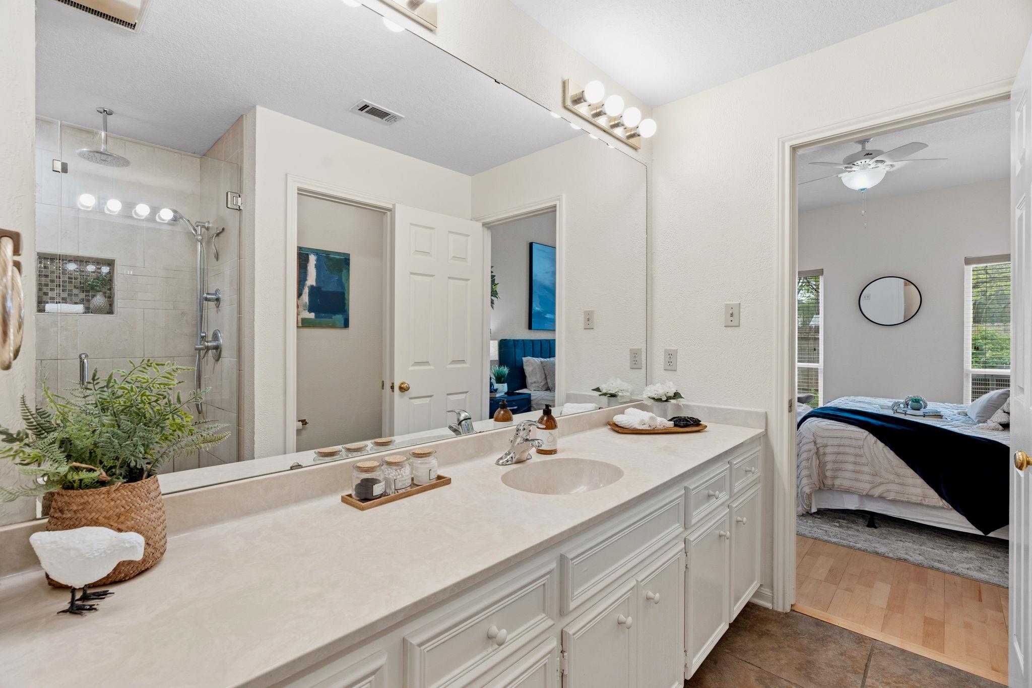 407 Towne Park Trl, Austin, TX 78751