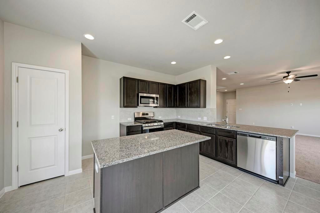 12441 Woodcock Way, Manor, TX 78653