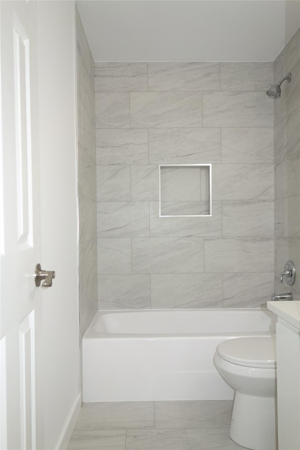 1106 August Dr # #A, Austin, TX 78753