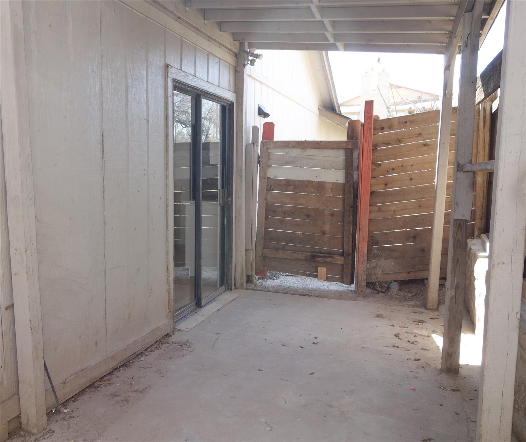 1106 August Dr # #A, Austin, TX 78753