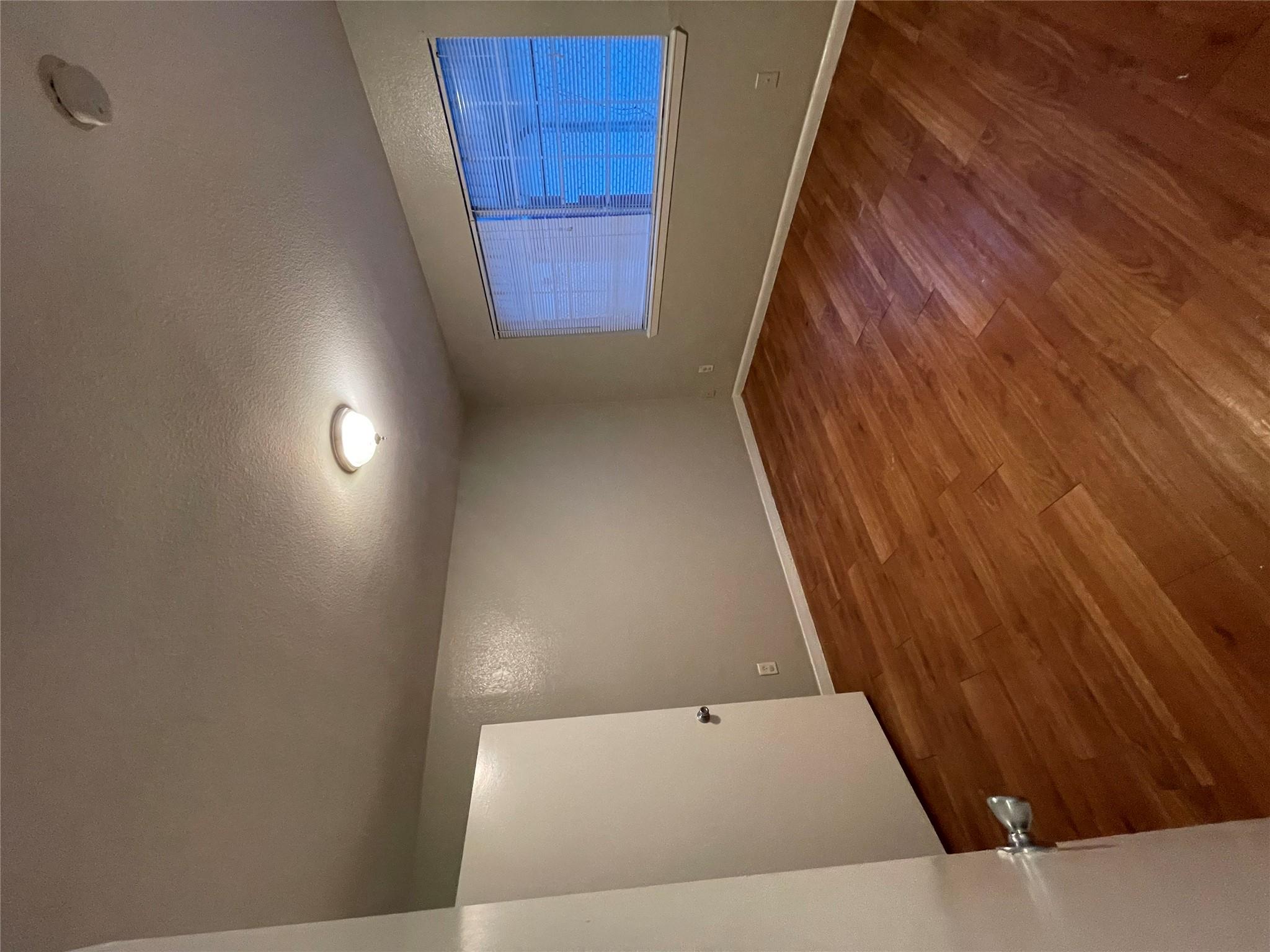 7206 Twin Crest Dr # 202, Austin, TX 78752