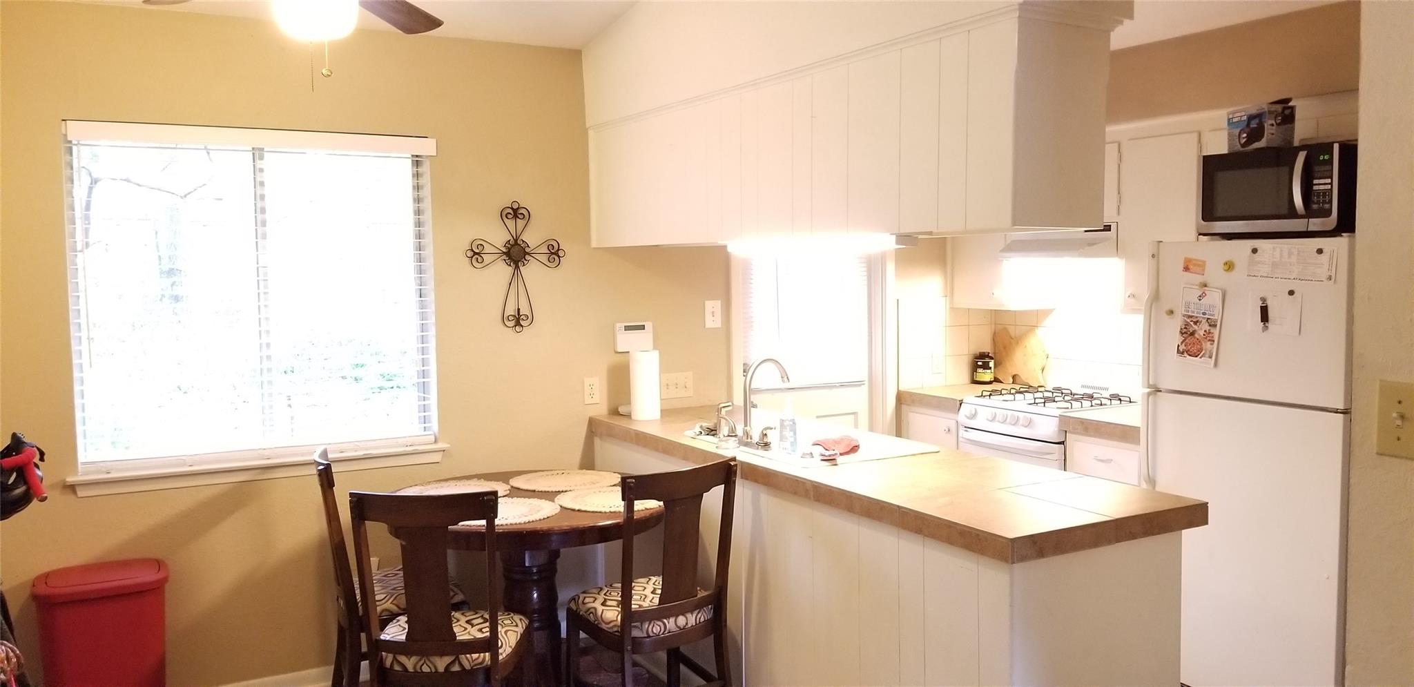 2114 Ann Arbor Ave # B, Austin, TX 78704