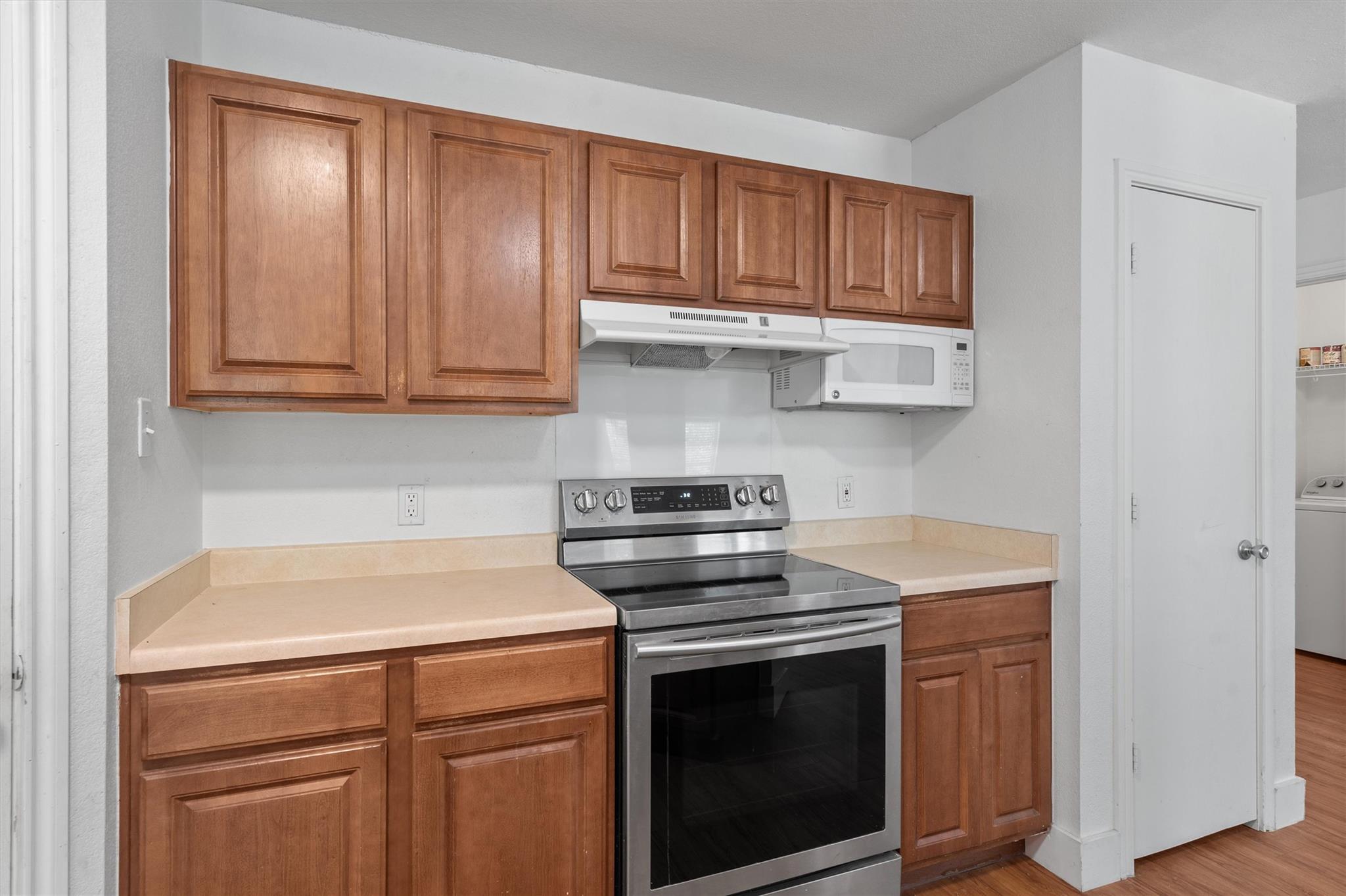 1015 Glen Meadow Cv, Georgetown, TX 78626