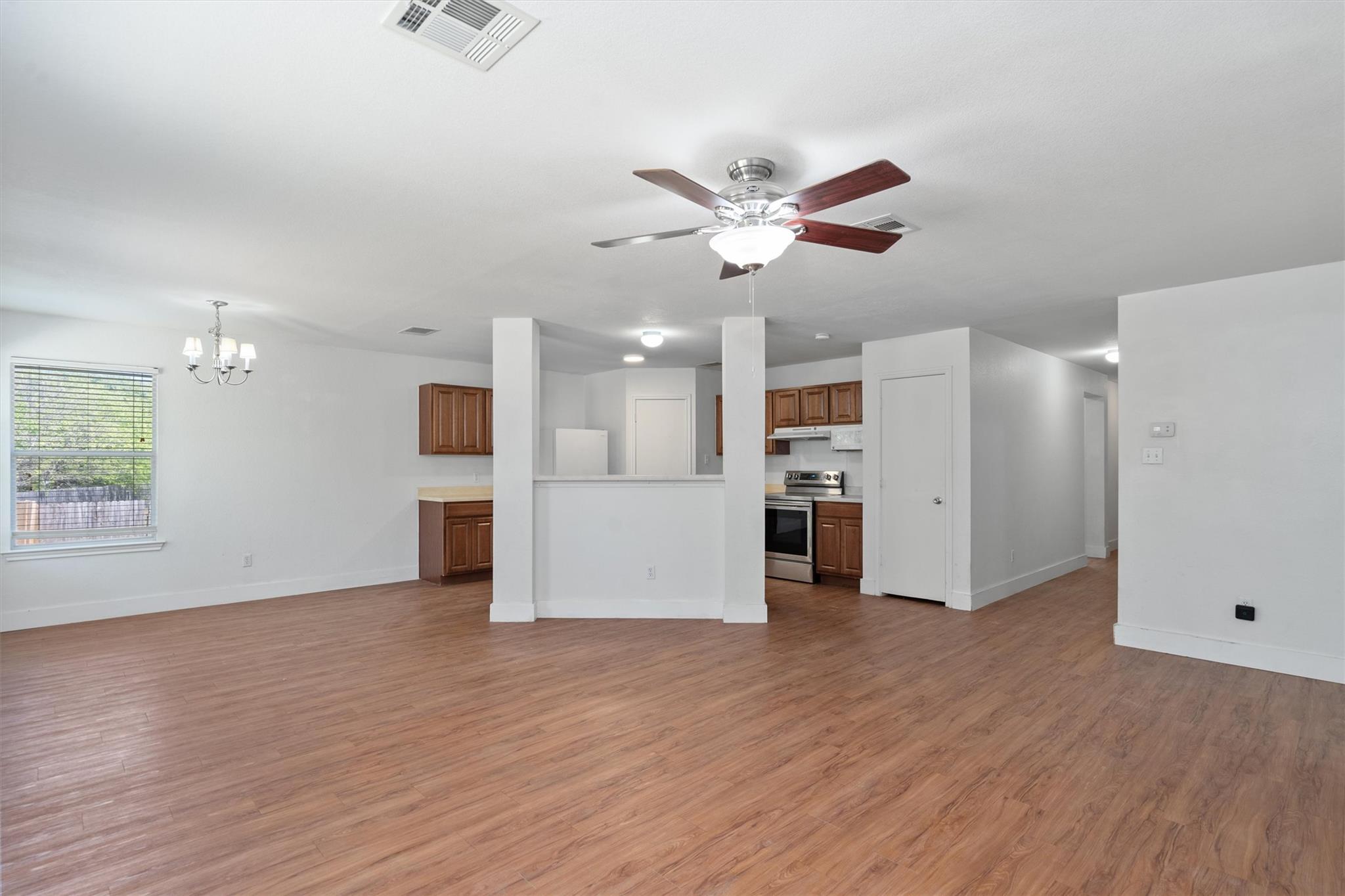 1015 Glen Meadow Cv, Georgetown, TX 78626