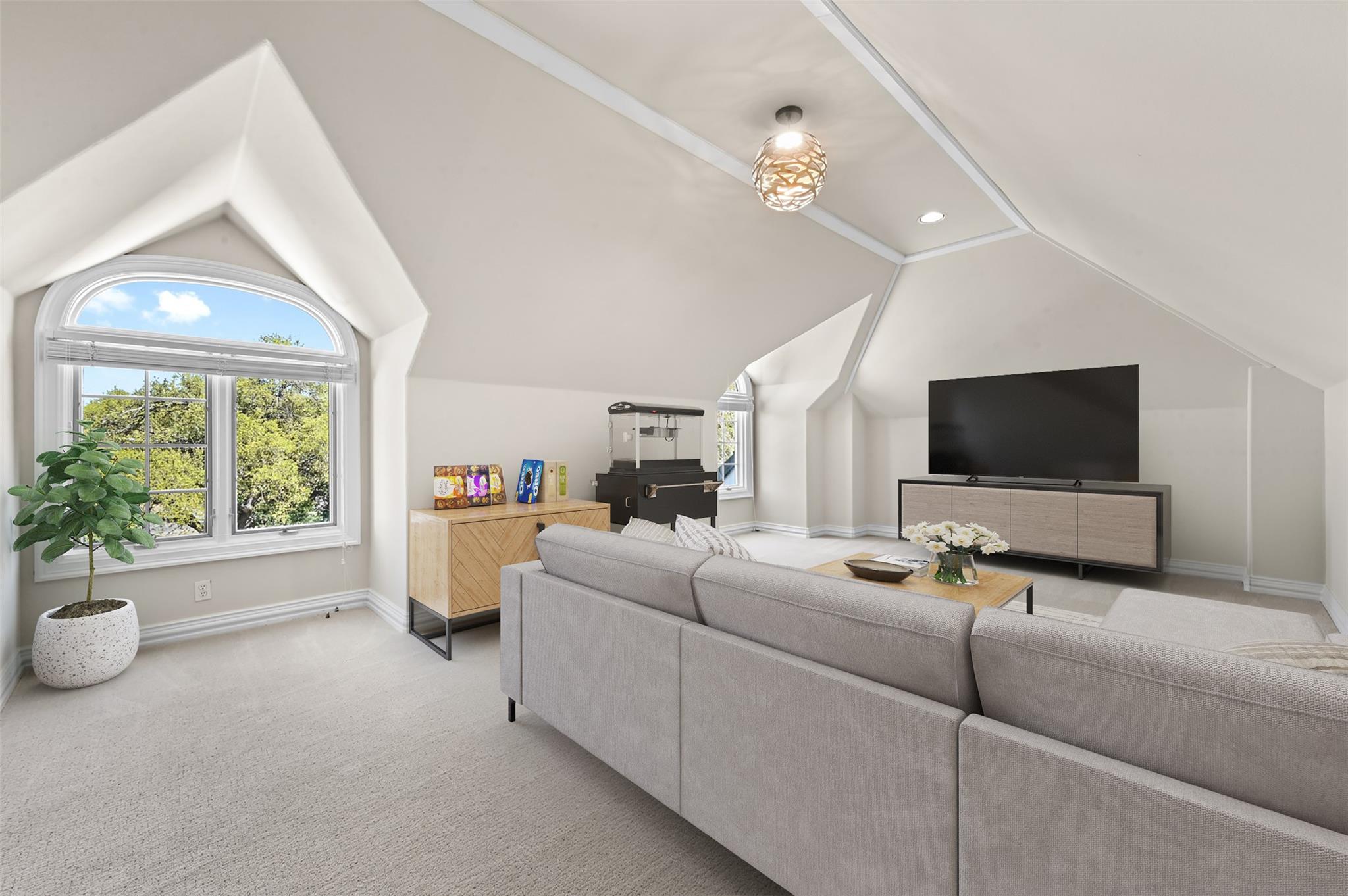 8513 Chalk Knoll Dr, Austin, TX 78735